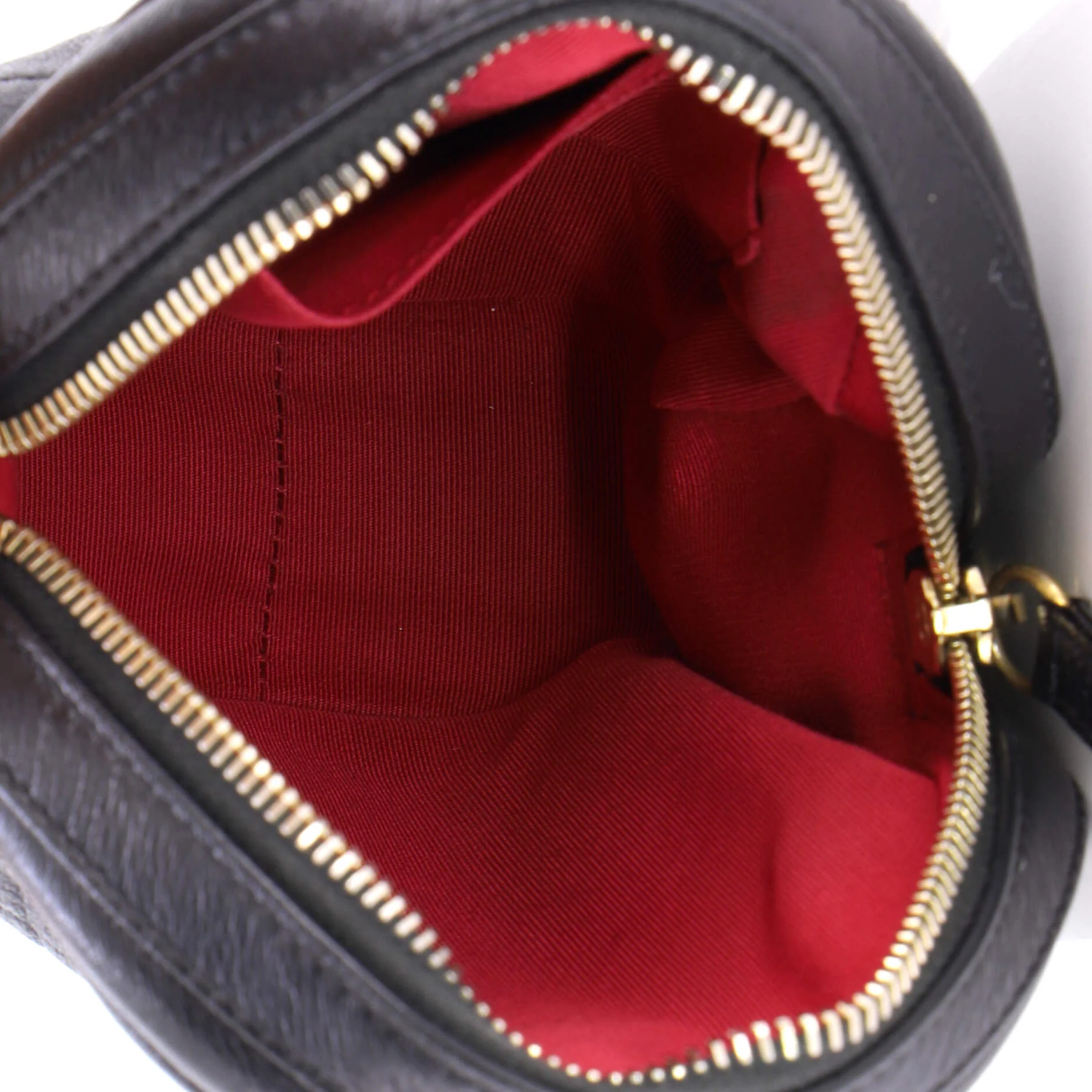 Round Chain Crossbody Bag Quilted Shiny Lambskin Small - Image 6