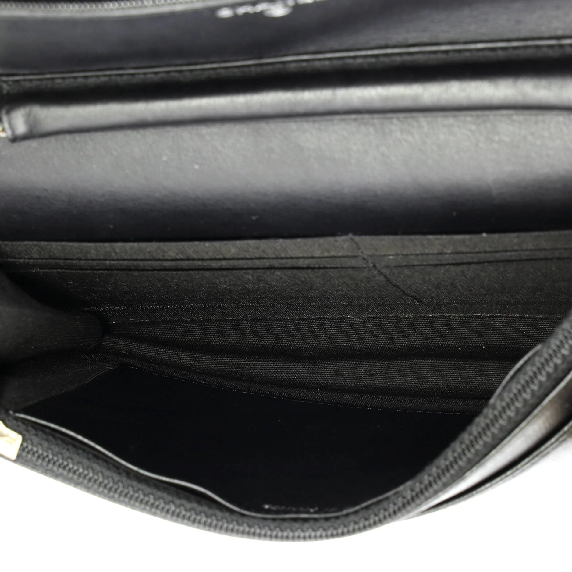 Sevruga Wallet on Chain Caviar - Image 5