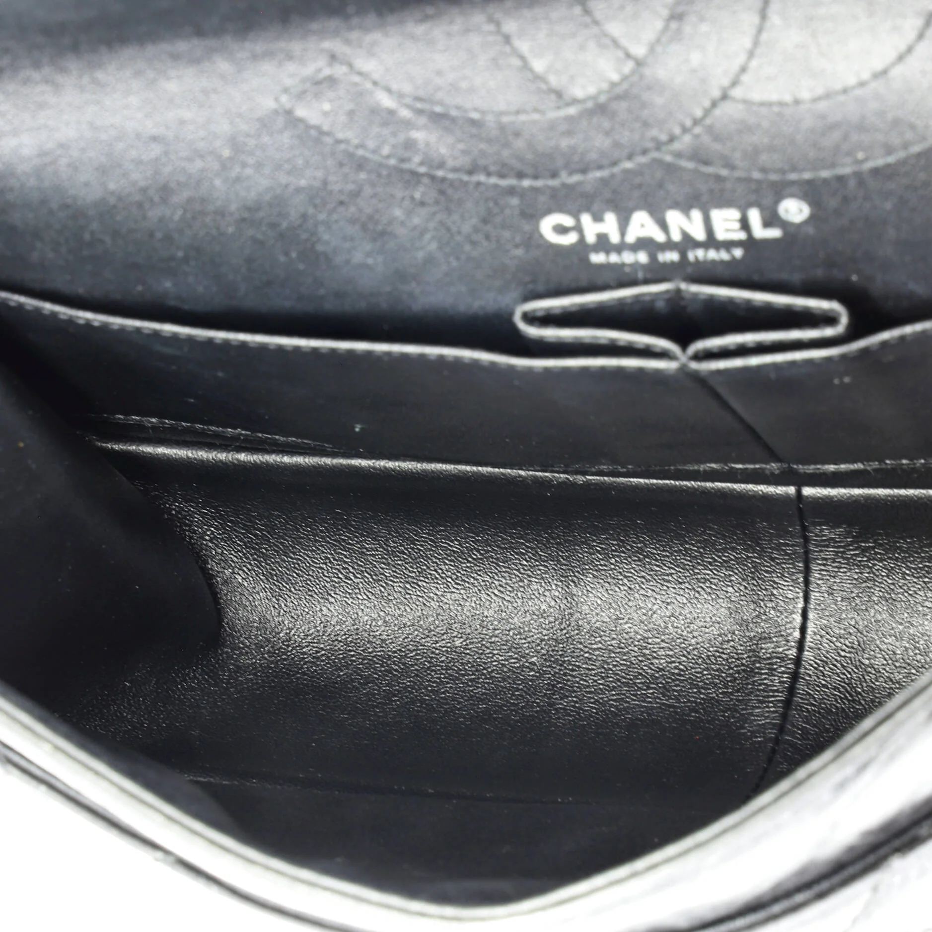 So Black Reissue 2.55 Flap Bag Quilted Aged Calfskin 226 - Image 5