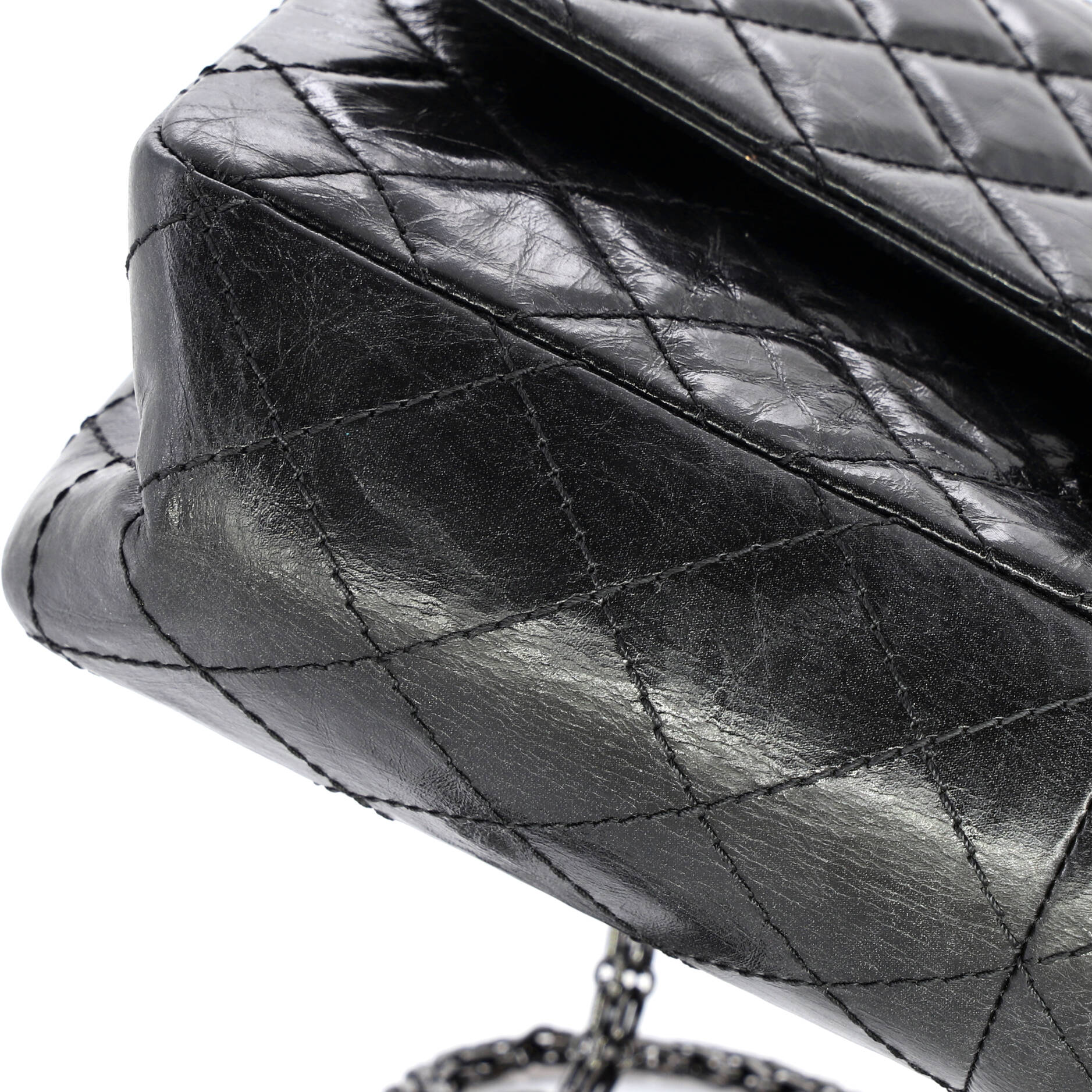 So Black Reissue 2.55 Flap Bag Quilted Aged Calfskin 226 - Image 7