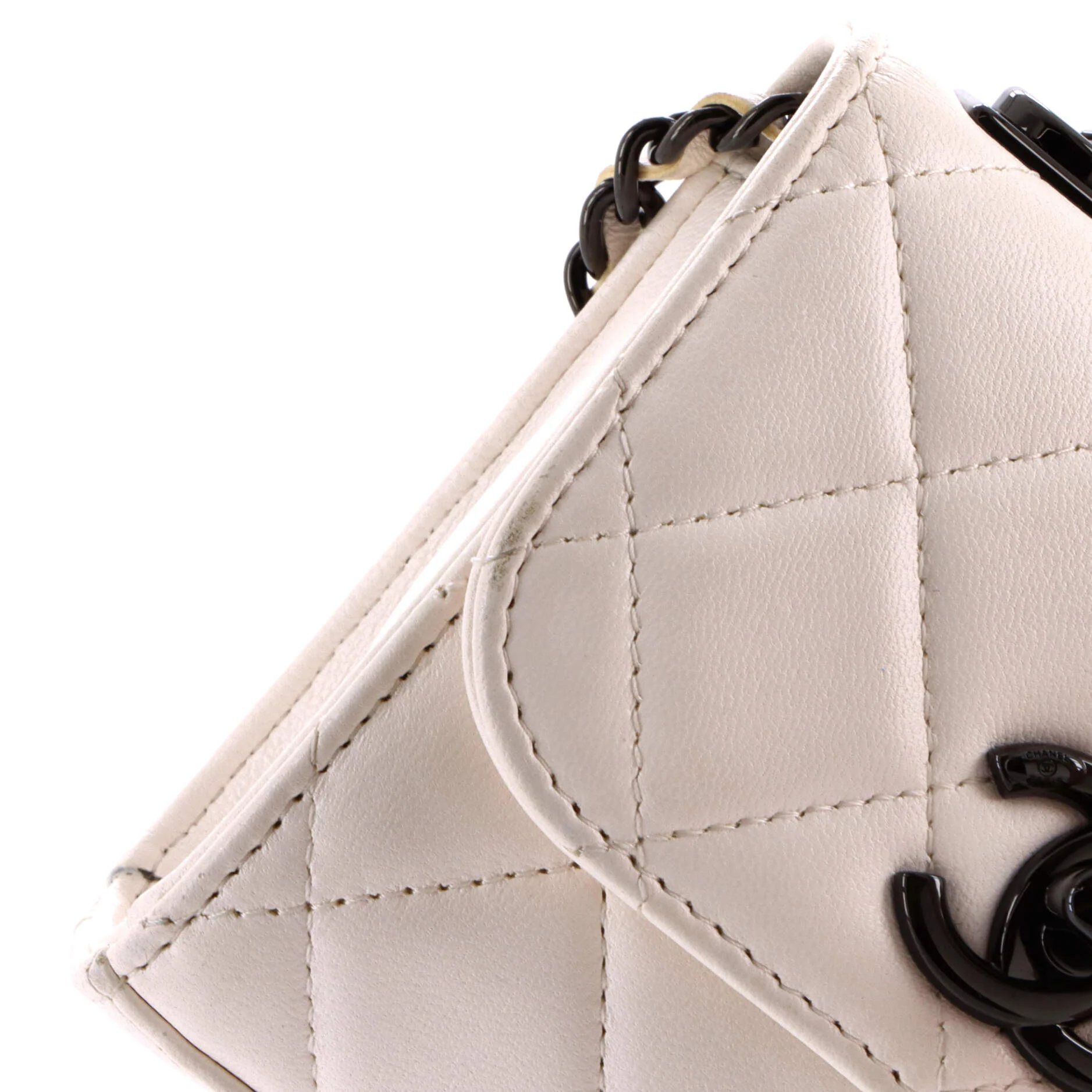 So Black Trendy CC Clutch with Chain Quilted Lambskin Small - Image 11