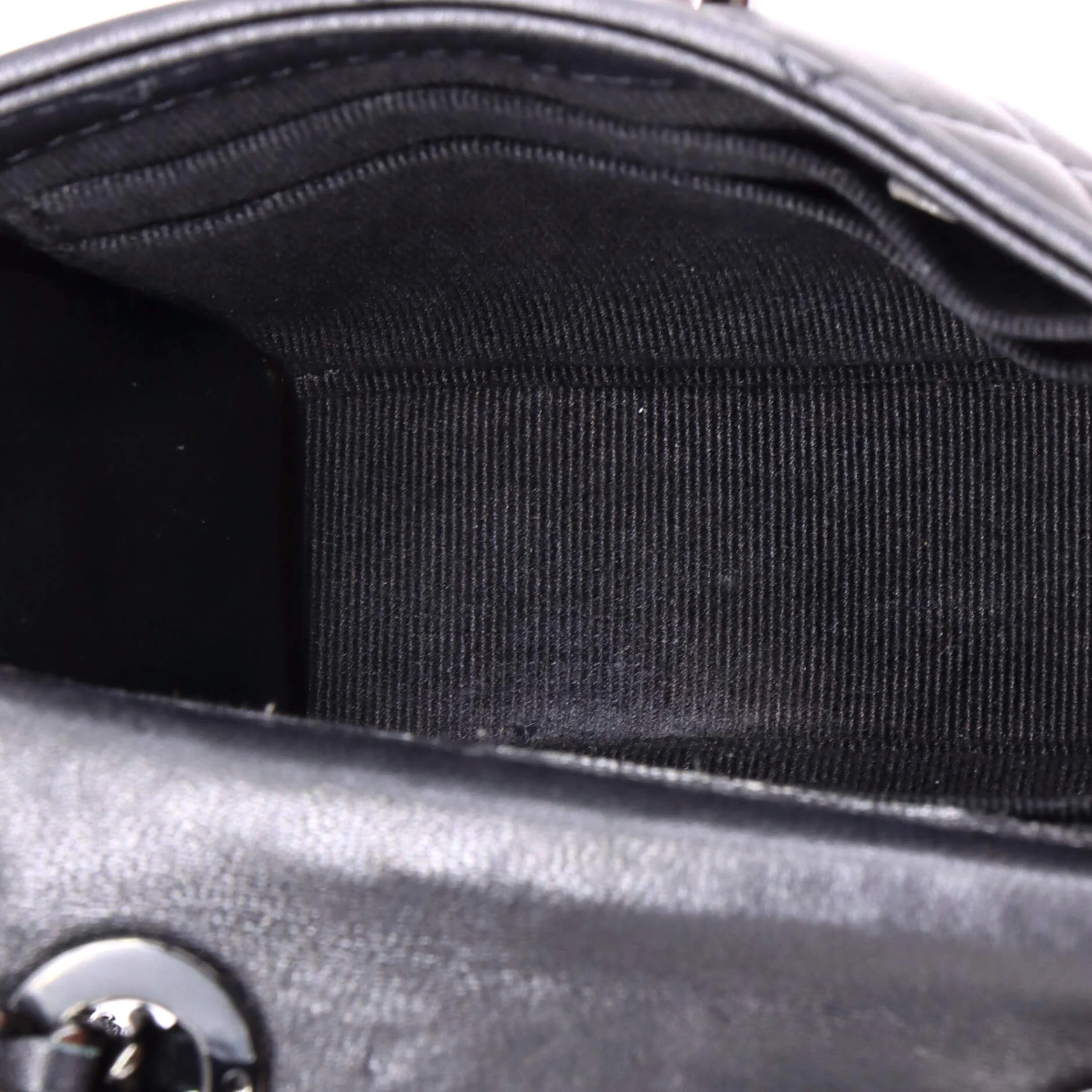 So Black Trendy CC Clutch with Chain Quilted Lambskin Small - Image 5