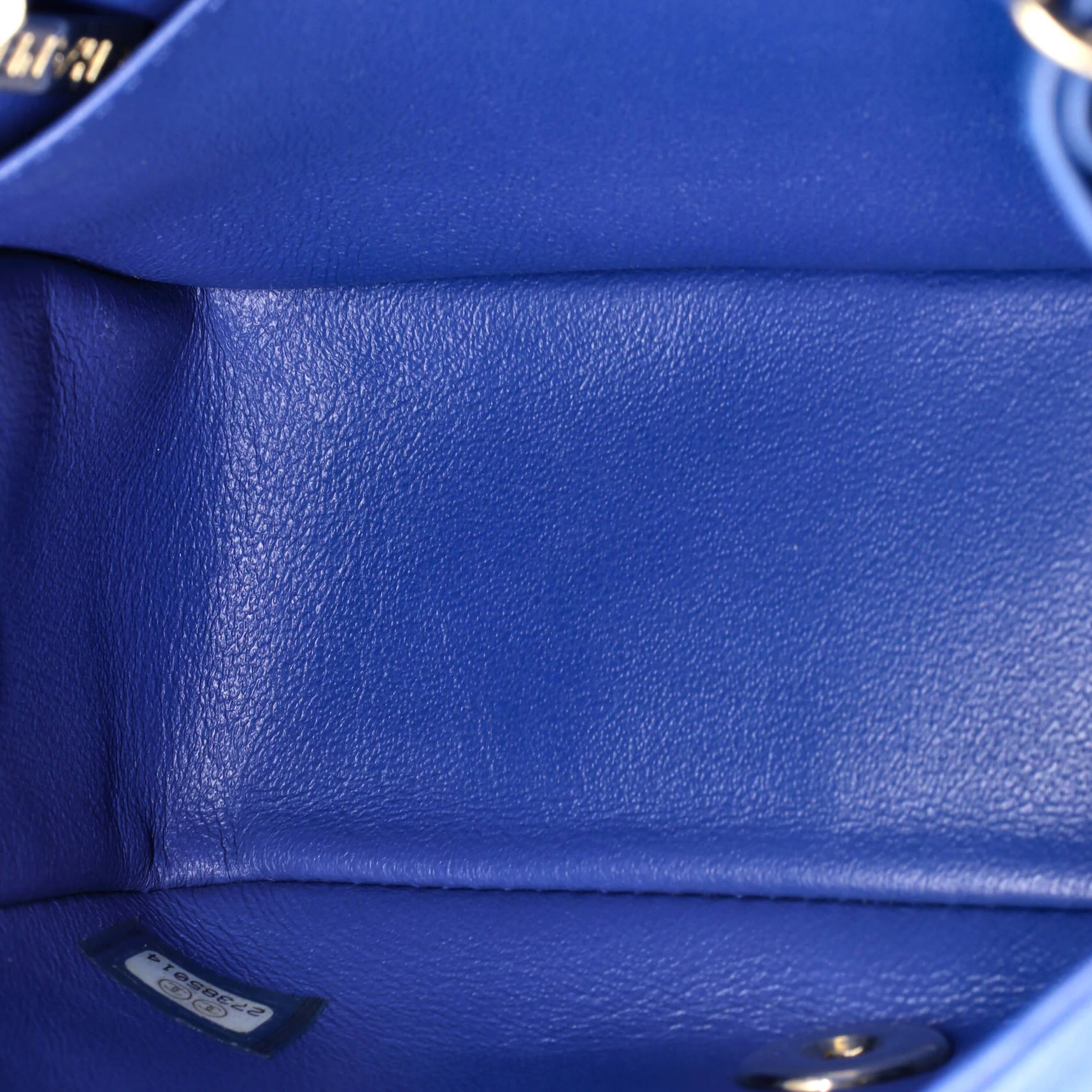 Square Classic Single Flap Bag Chevron Lambskin Mini - Image 6