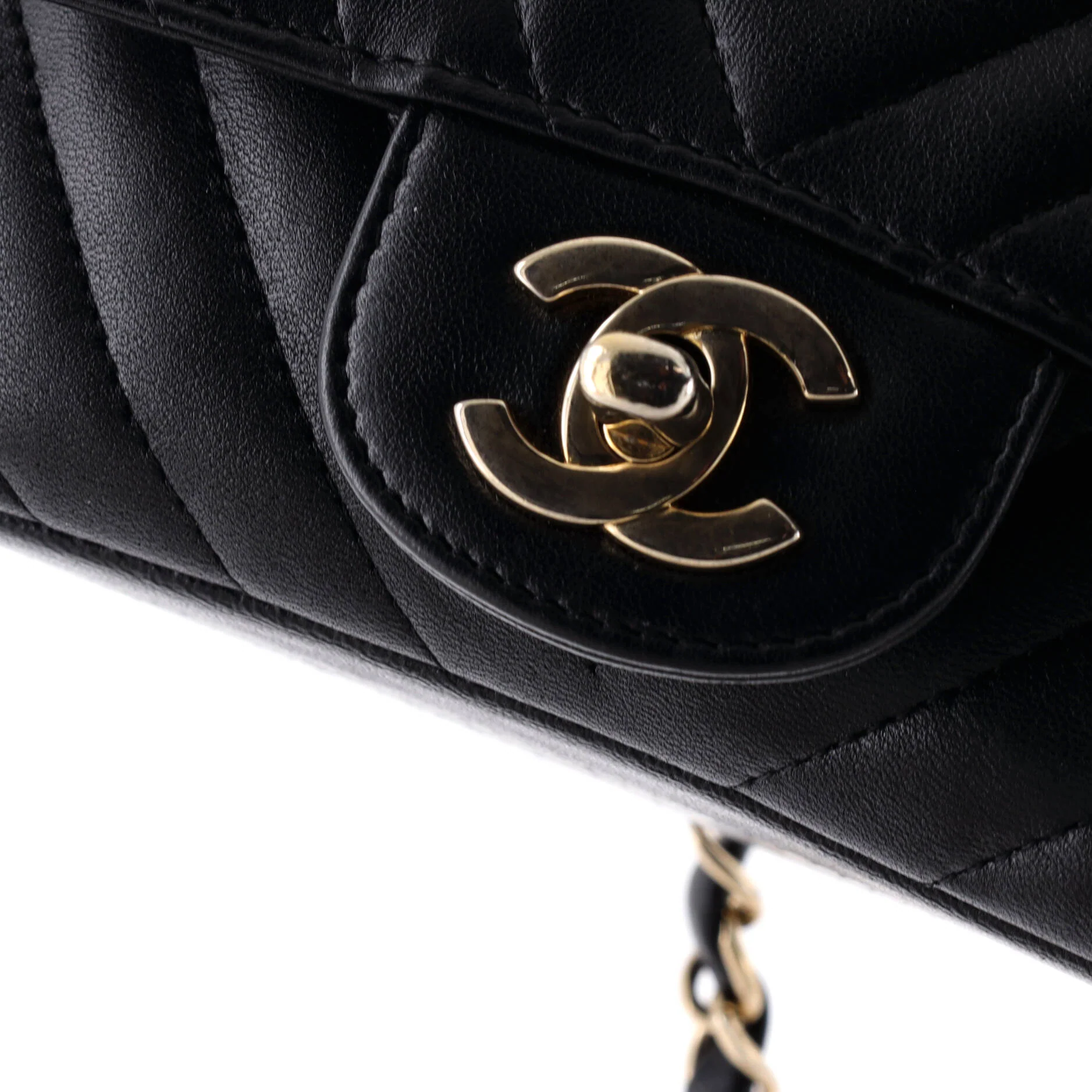 Square Classic Single Flap Bag Chevron Lambskin Mini - Image 6
