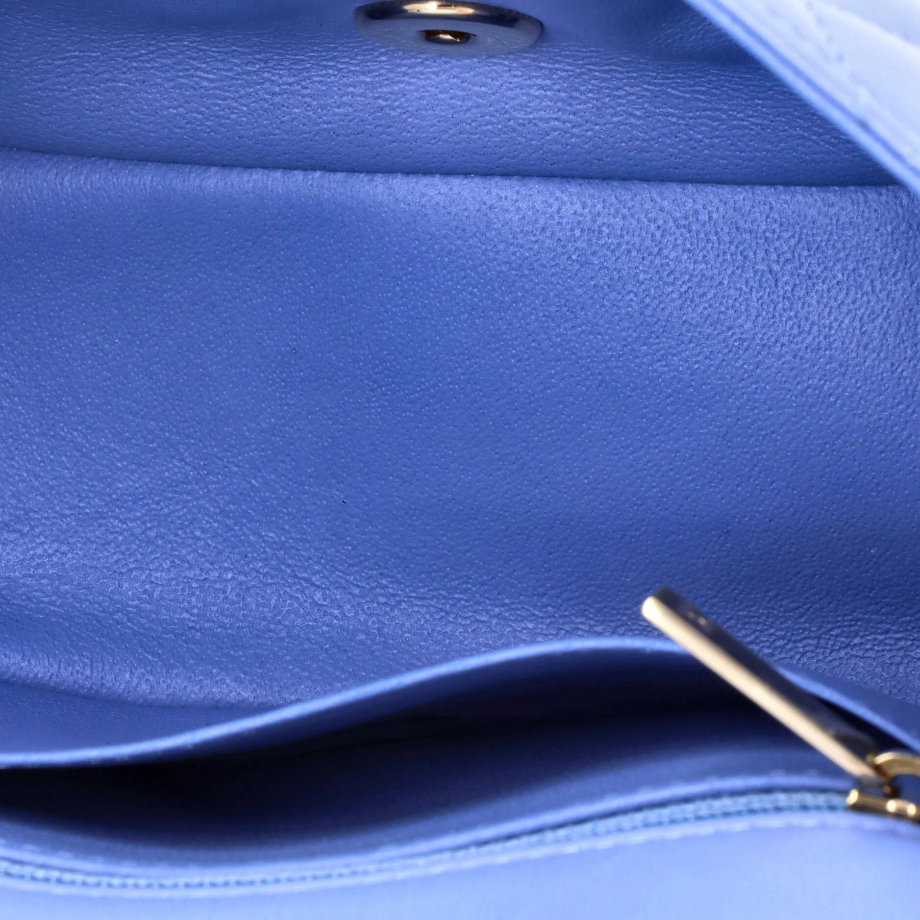 Square Classic Single Flap Bag Quilted Lambskin Mini - Image 6