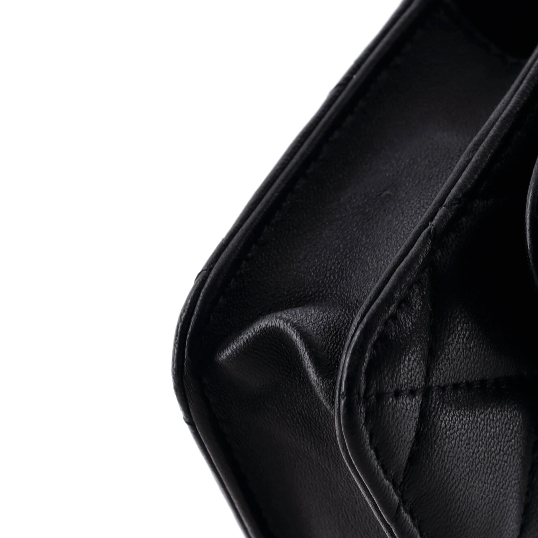 Sweet Camellia Flap Clutch with Chain Quilted Lambskin Mini - Image 6