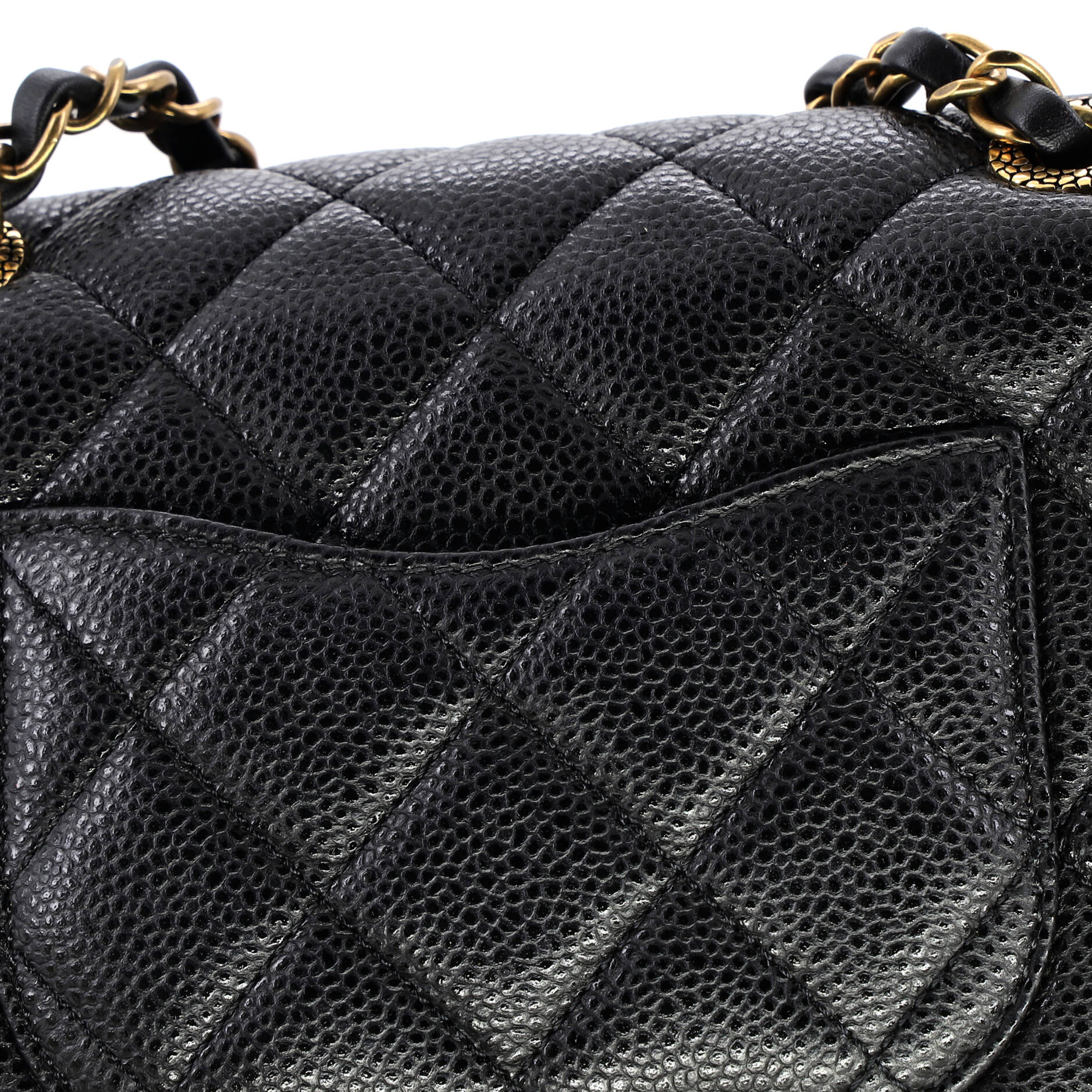 Textured CC Classic Single Flap Bag Quilted Caviar Mini - Image 7