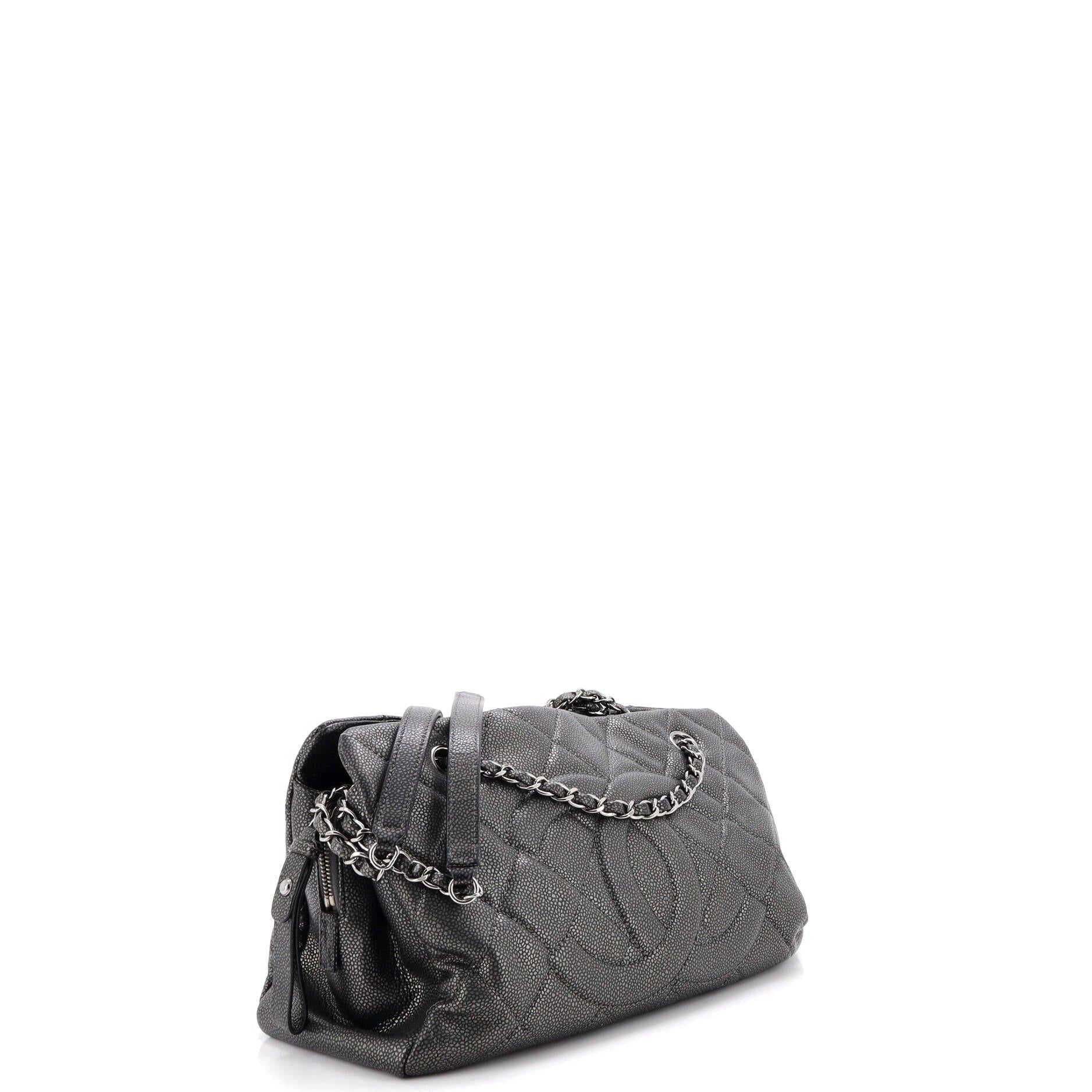 Timeless CC Shopping Tote Quilted Caviar Medium - Image 2