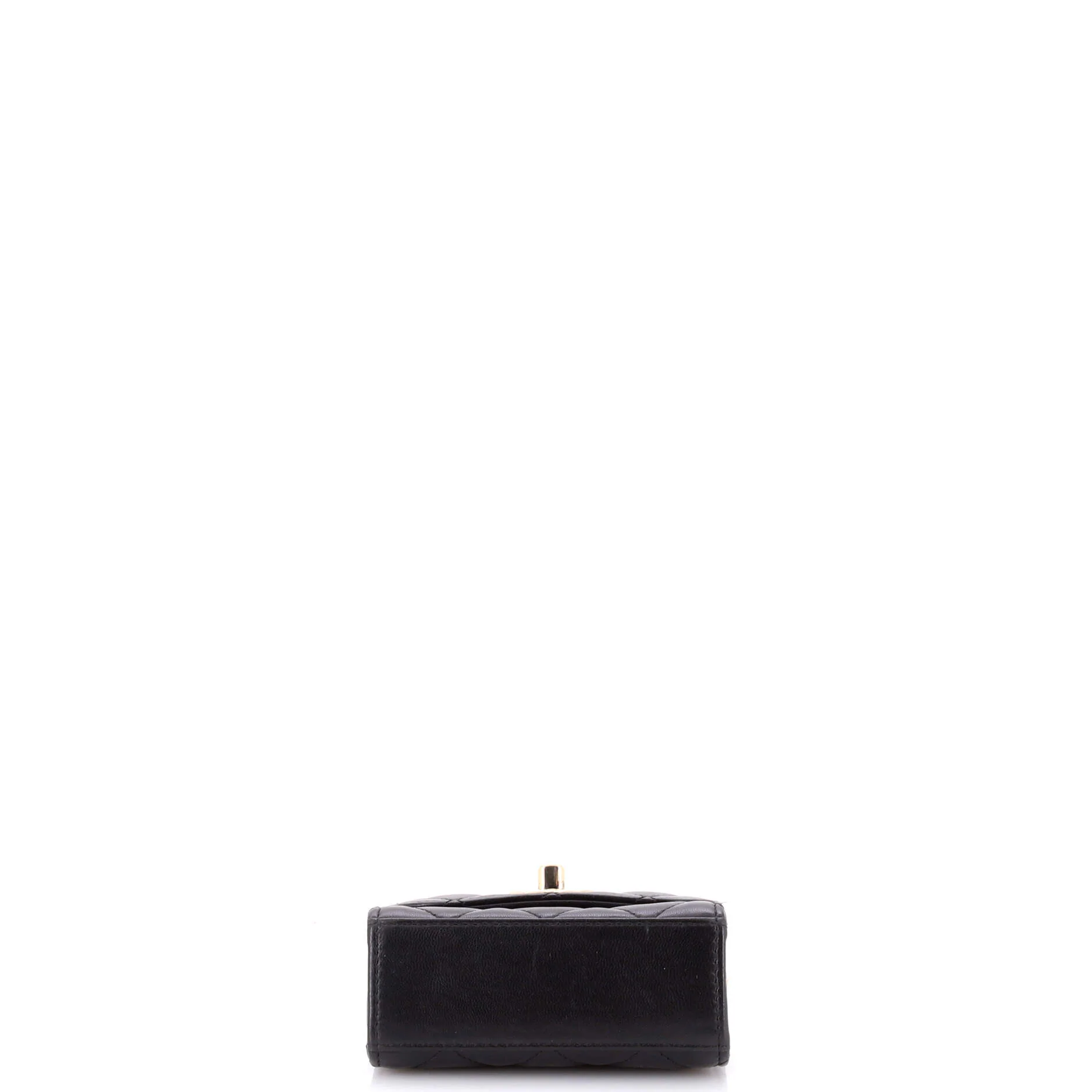 Trendy CC Clutch with Chain Quilted Lambskin Small - Image 4