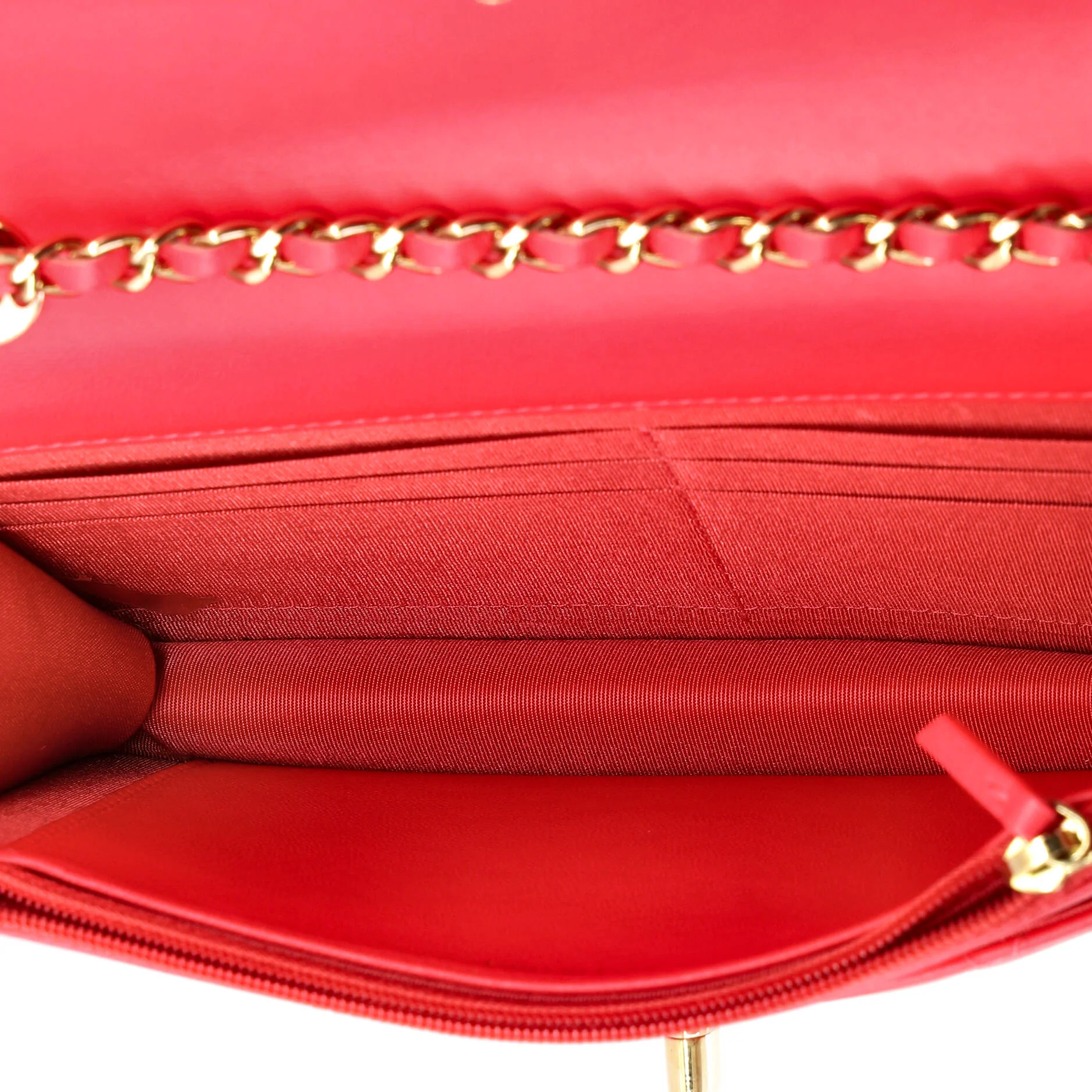 Trendy CC Wallet on Chain Quilted Lambskin - Image 6