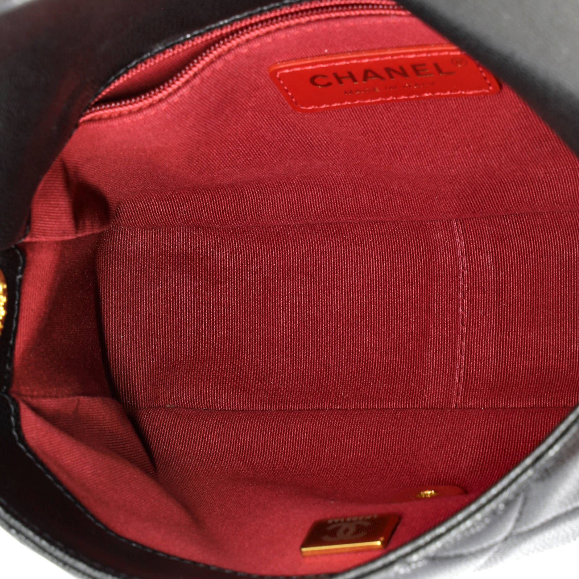 Twist Your Buttons Flap Bag Quilted Caviar Small - Image 5