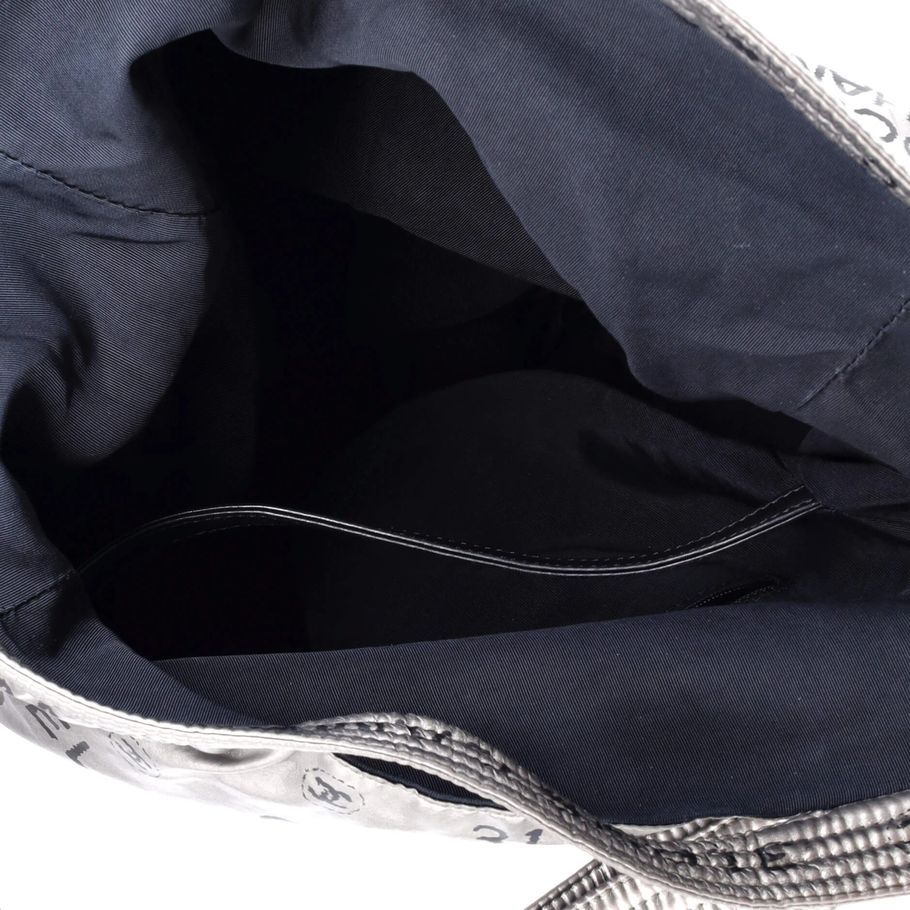 Unlimited Messenger Bag Nylon Large - Image 5