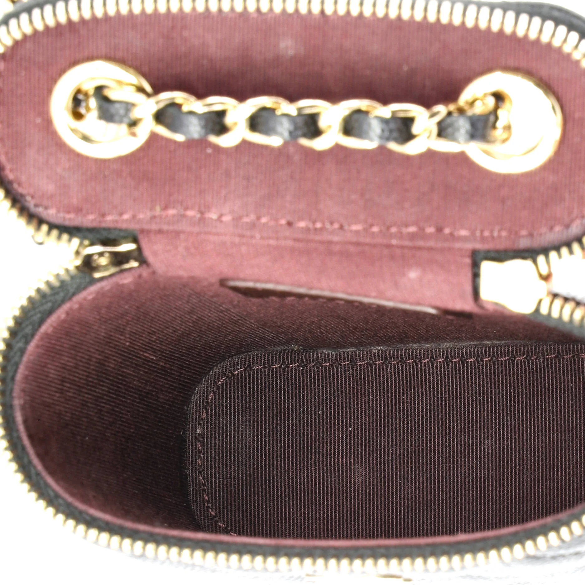 Vertical Classic Vanity Case with Chain Quilted Caviar Mini - Image 5