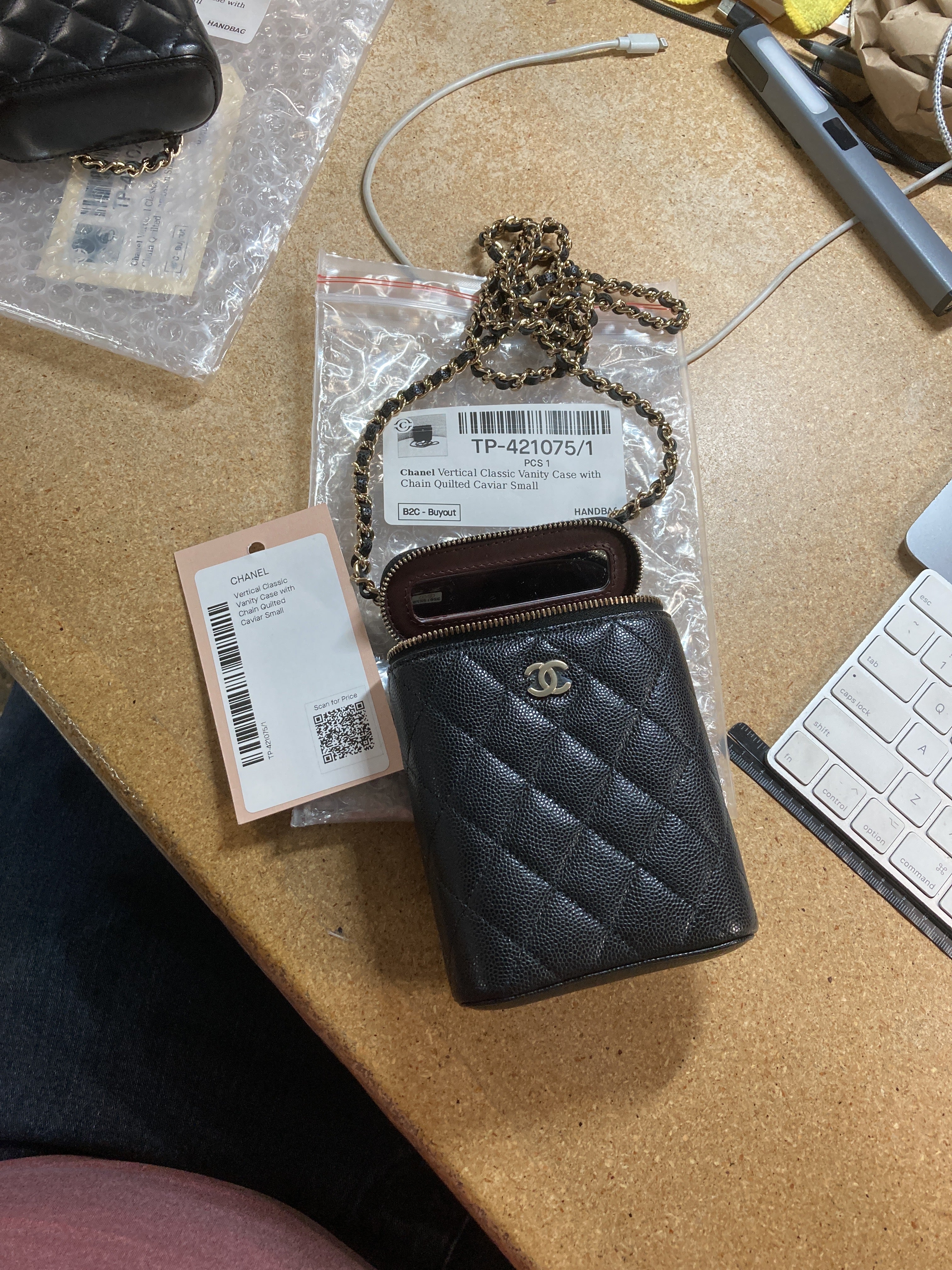 Vertical Classic Vanity Case with Chain Quilted Caviar Small - Image 7
