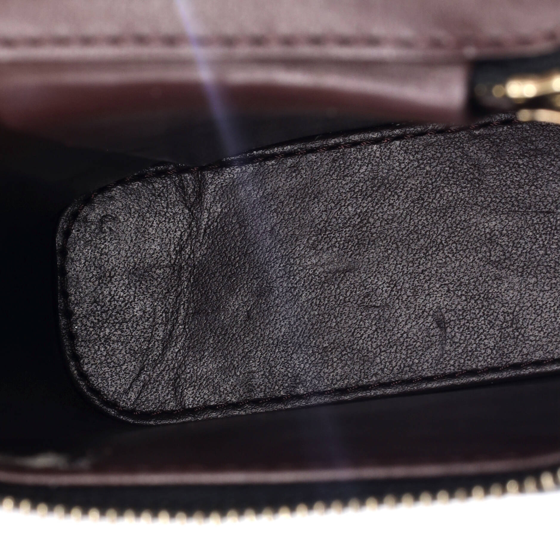 Vertical Classic Vanity Case with Chain Quilted Caviar Small - Image 5