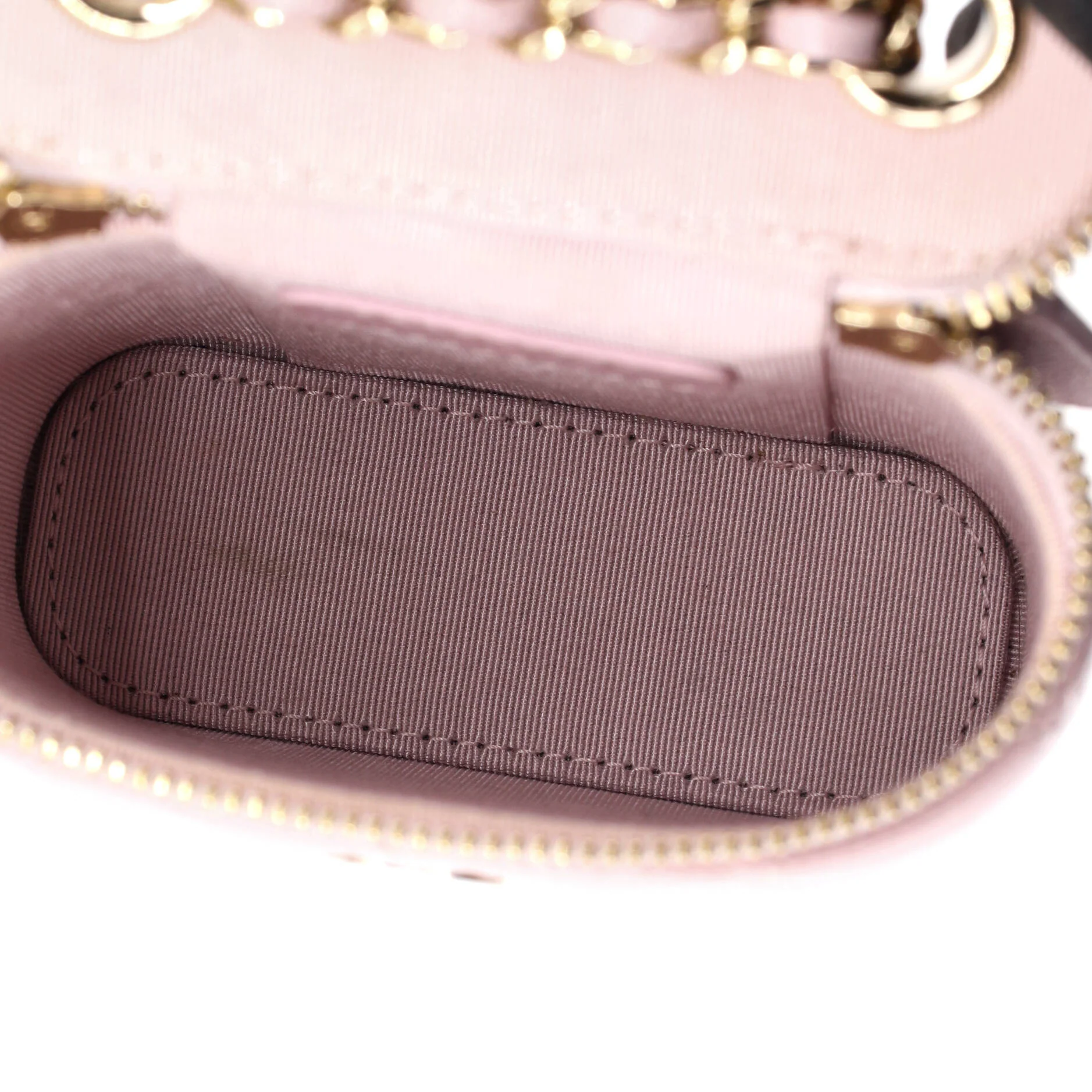 Vertical Classic Vanity Case with Chain Quilted Caviar Small - Image 5