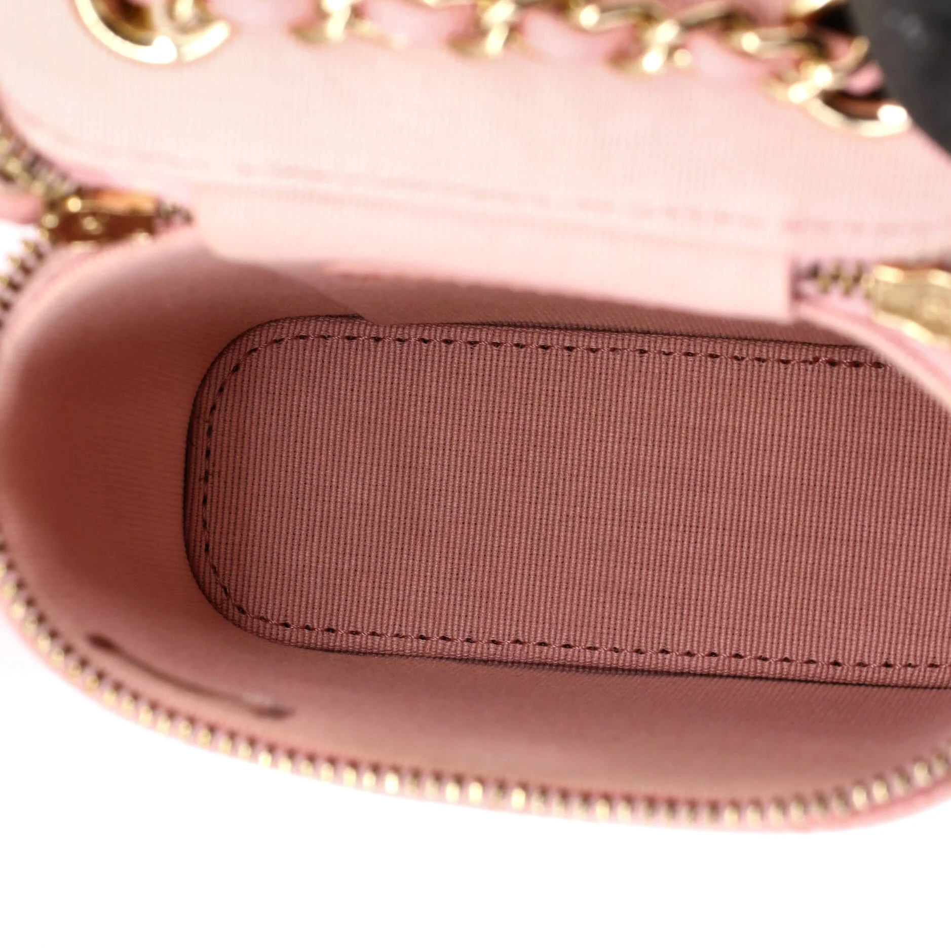 Vertical Classic Vanity Case with Chain Quilted Caviar Small - Image 5