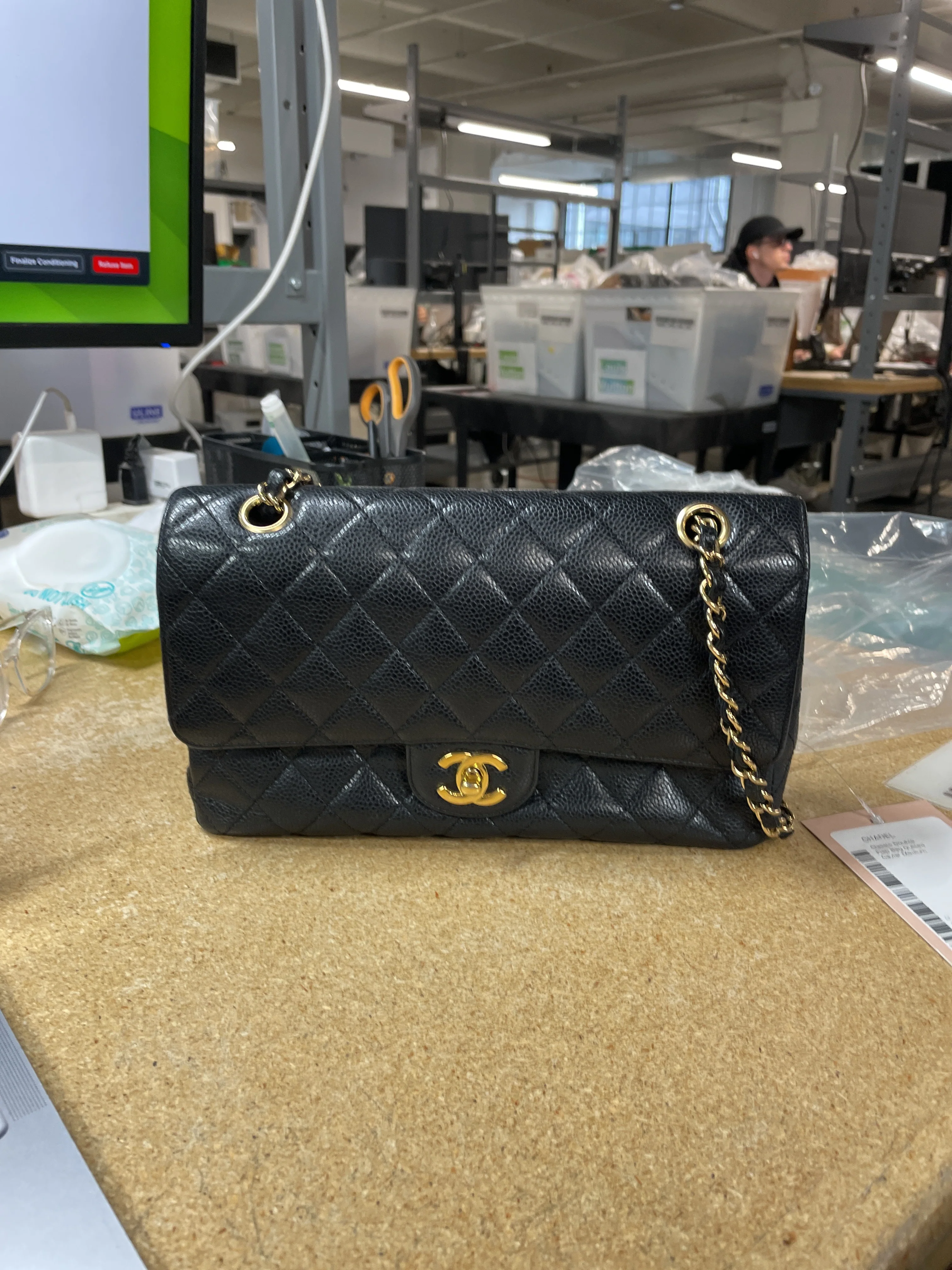Vintage Classic Double Flap Bag Quilted Caviar Medium - Image 9