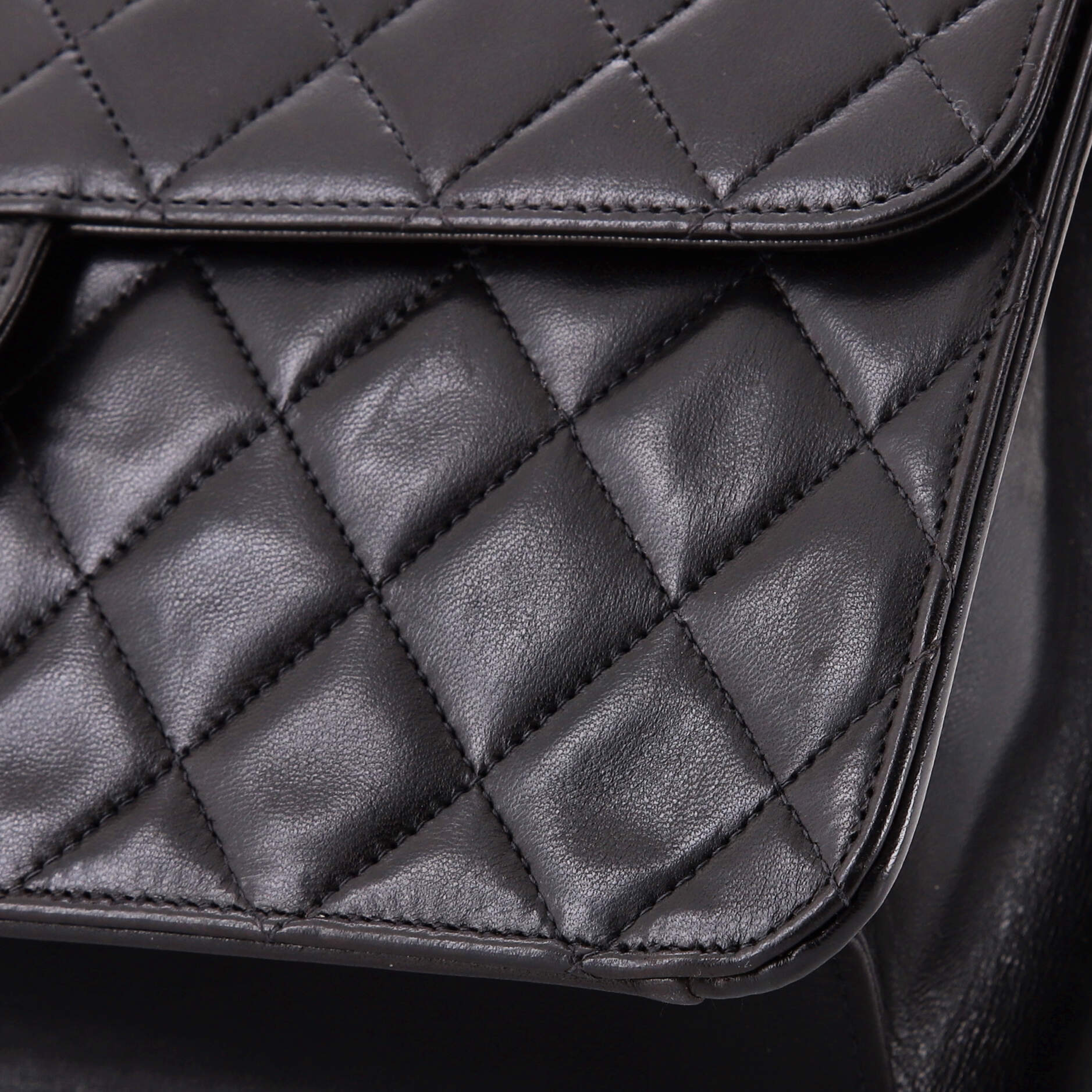 Vintage Clutch with Chain Quilted Leather Medium - Image 7
