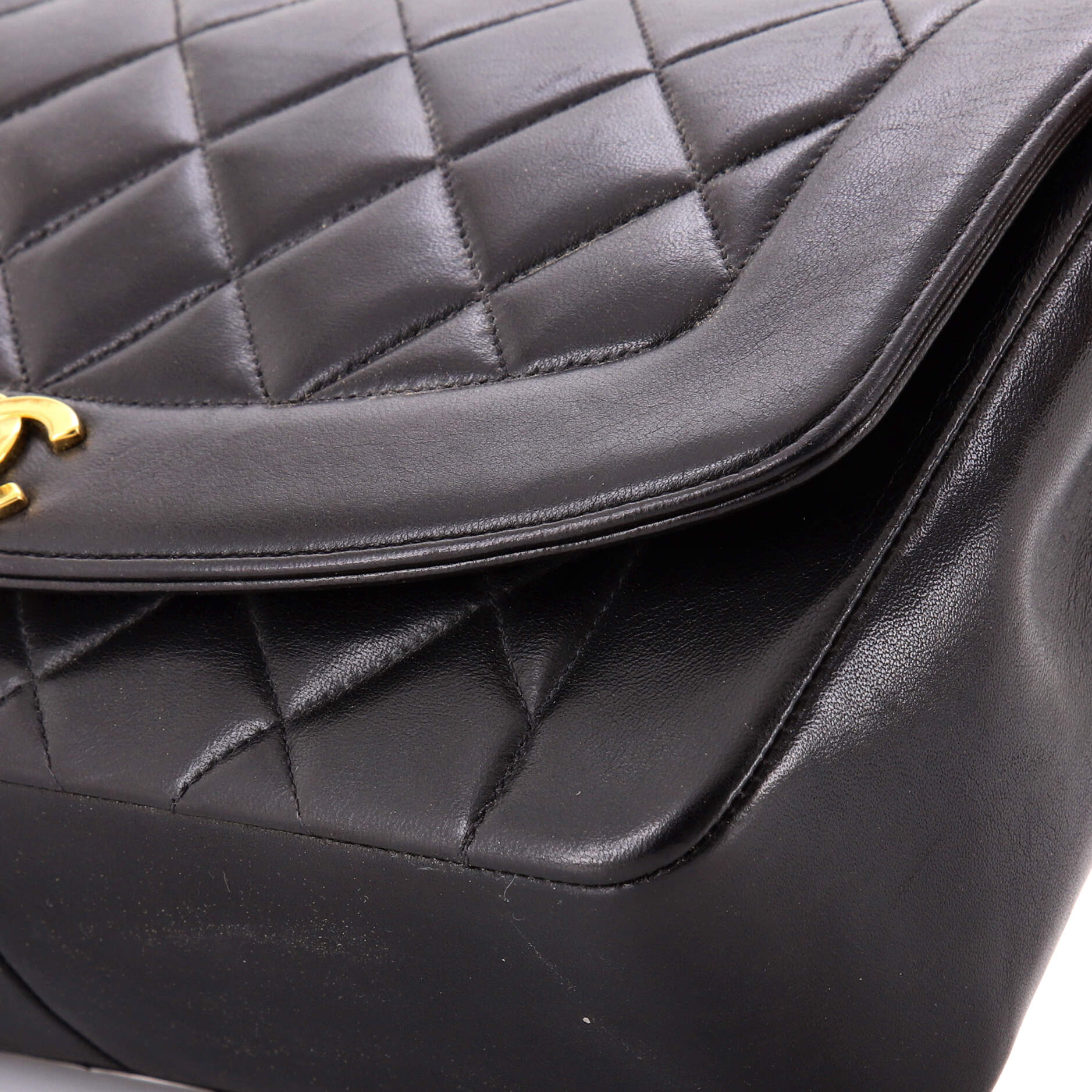 Vintage Diana Flap Bag Quilted Lambskin Medium - Image 6