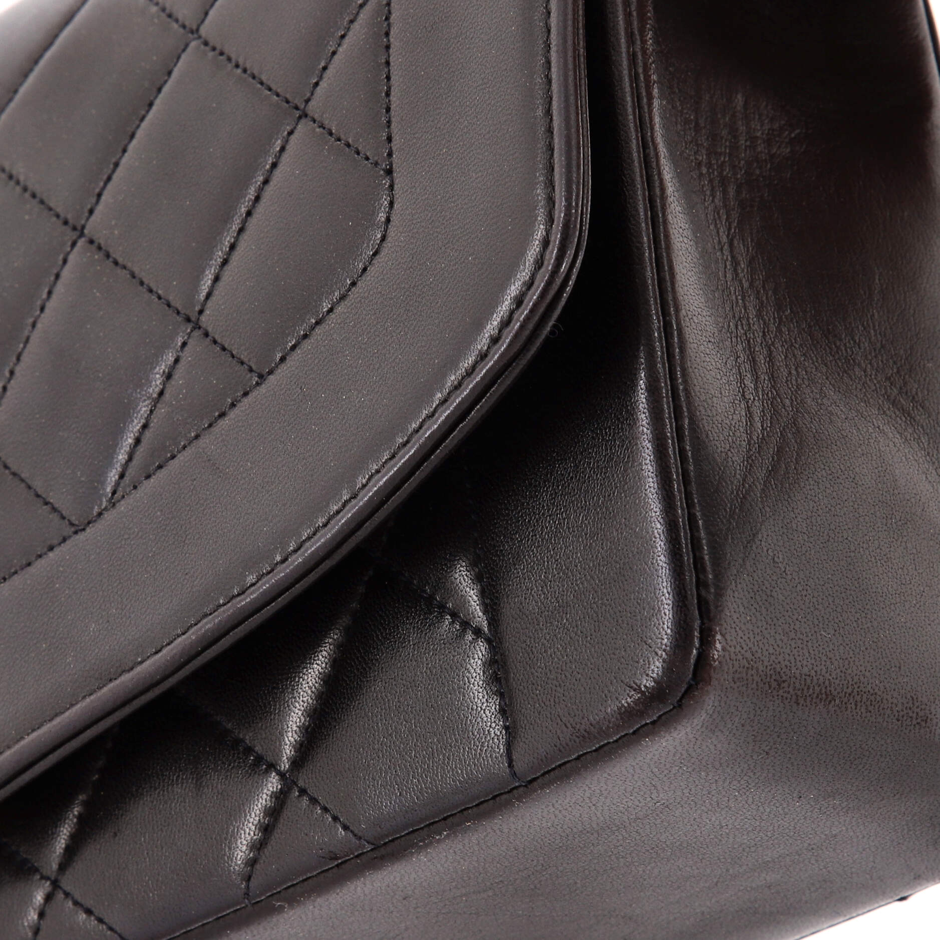 Vintage Diana Flap Bag Quilted Lambskin Medium - Image 6