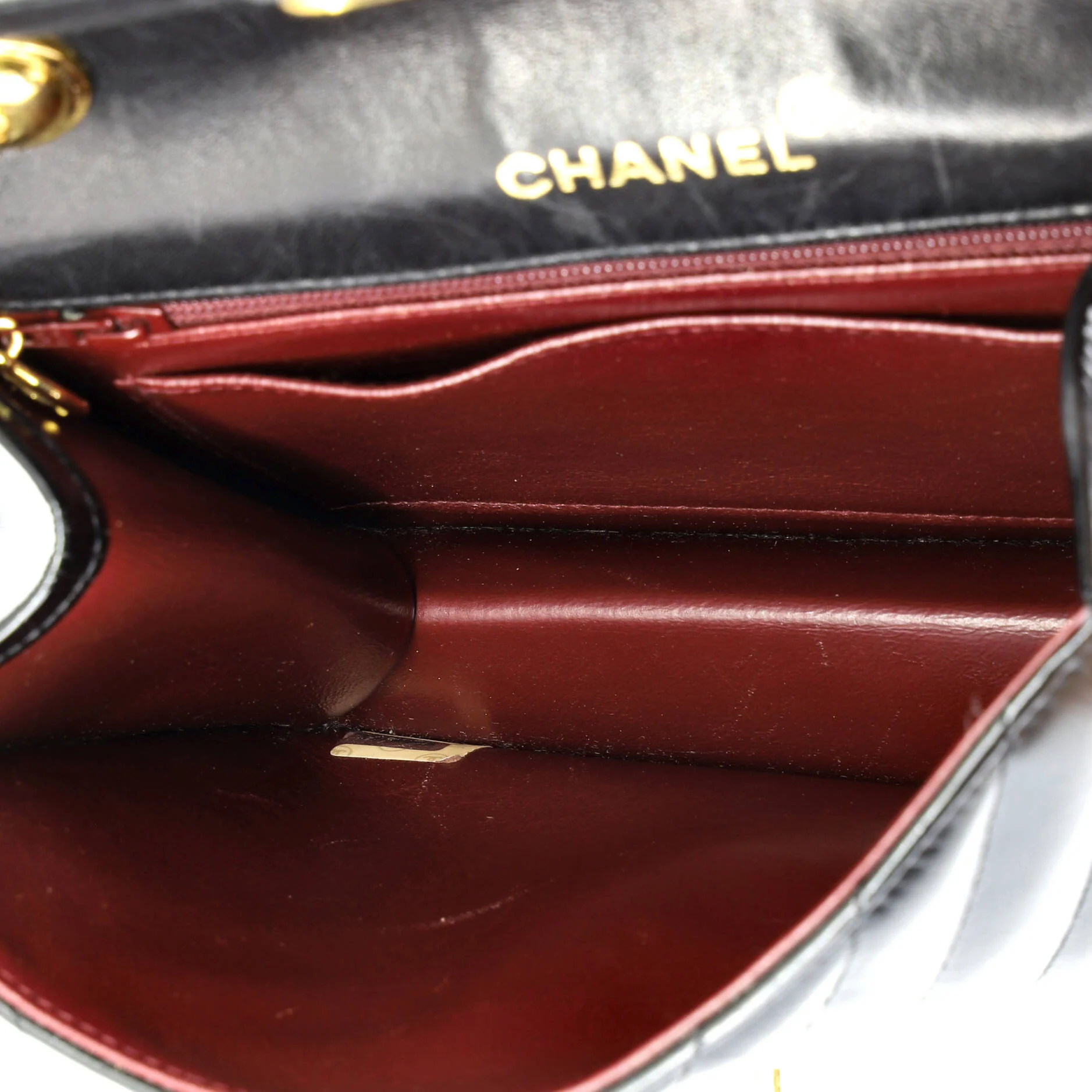 Vintage Push Lock Flap Bag Chevron Lambskin Small - Image 5