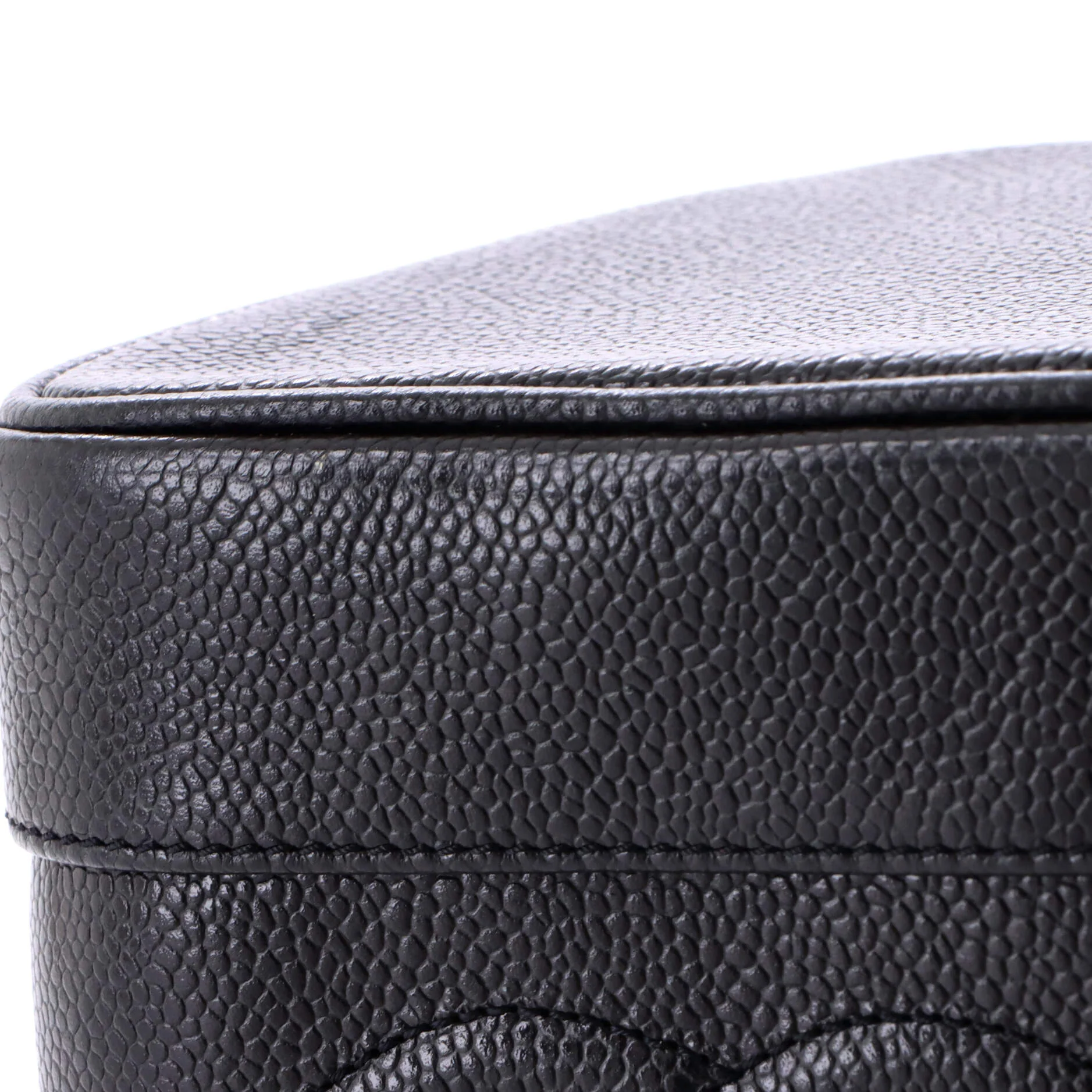 Vintage Timeless Cosmetic Case Caviar Tall - Image 6