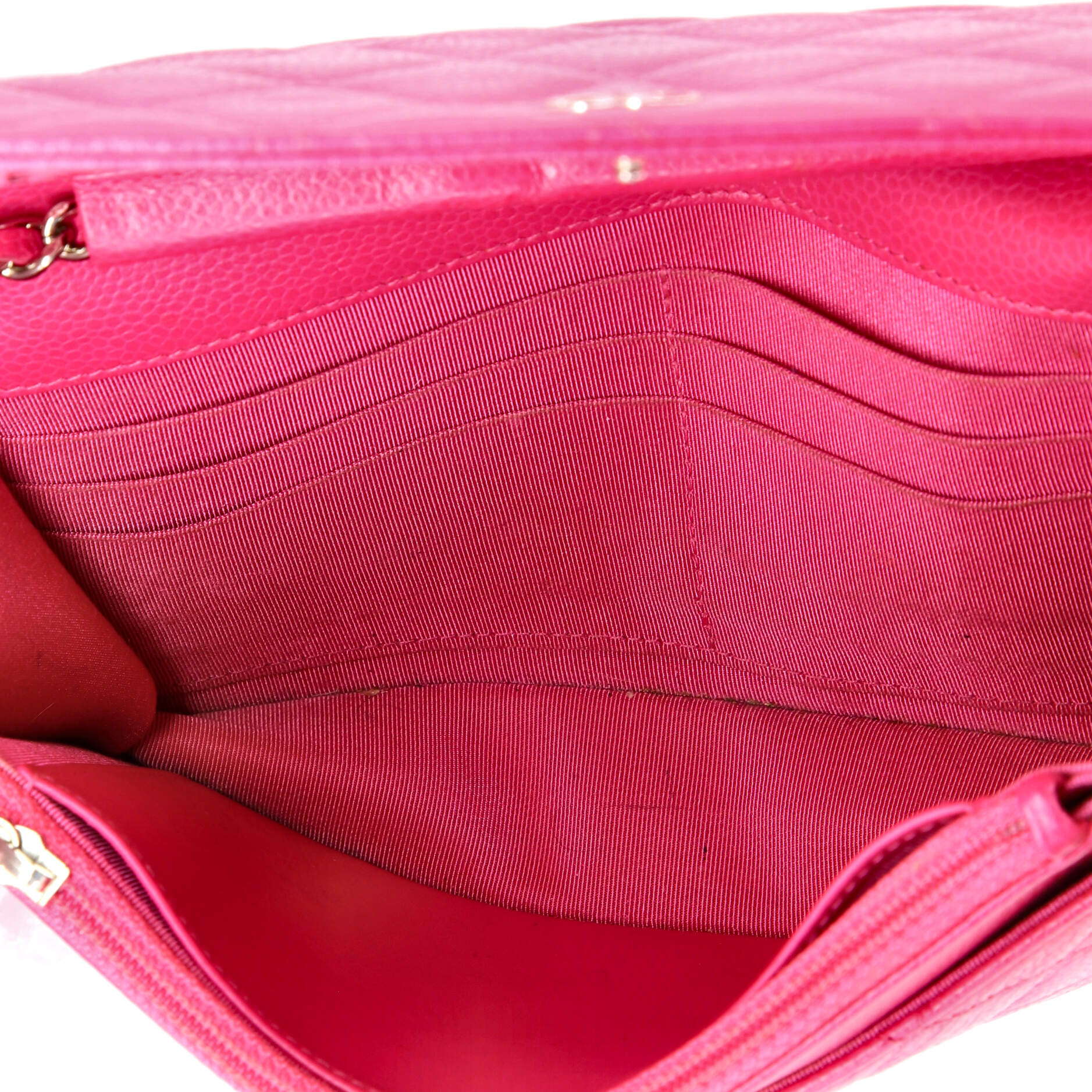 Wallet on Chain Quilted Caviar - Image 5