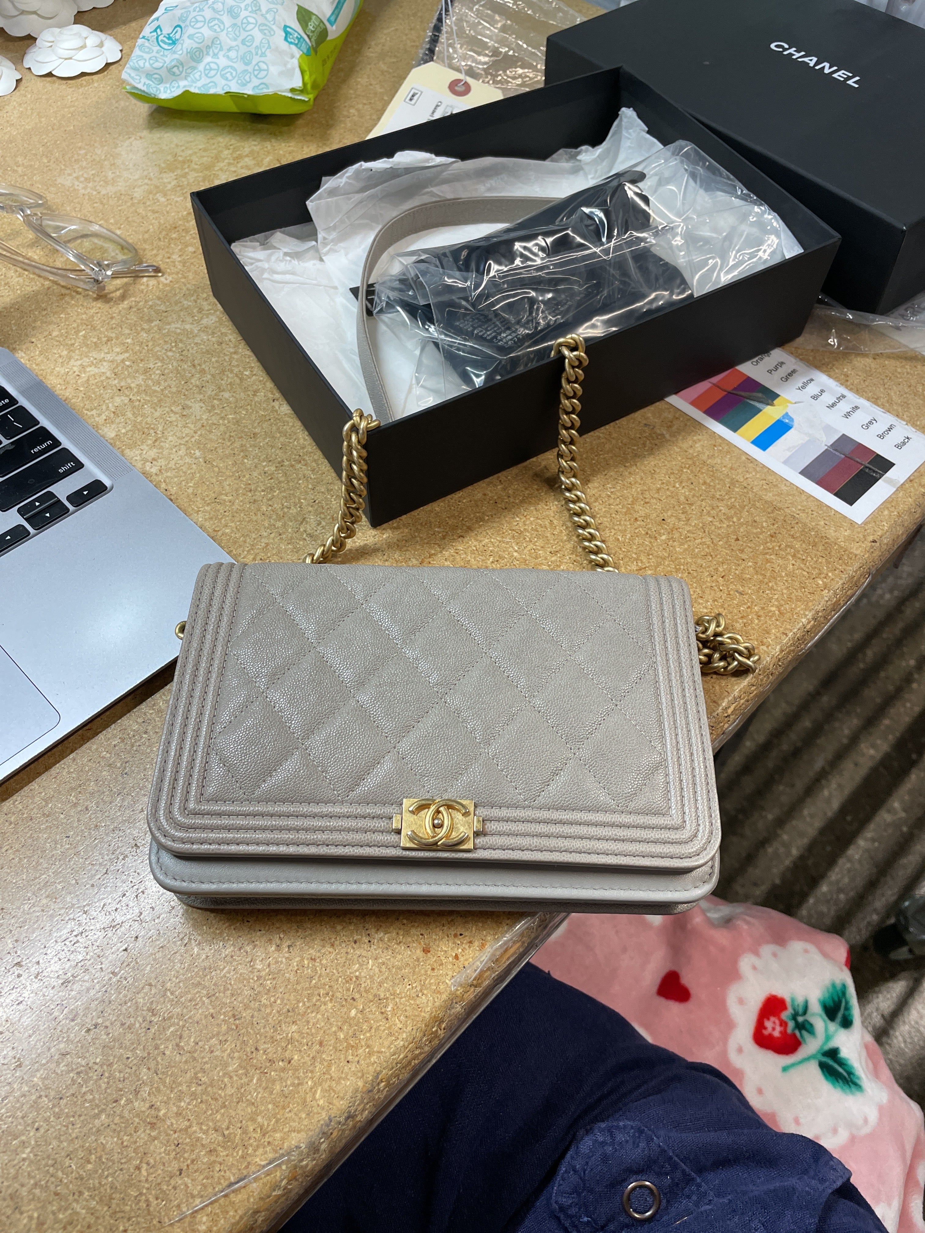 Boy Wallet on Chain Quilted Caviar - Image 6