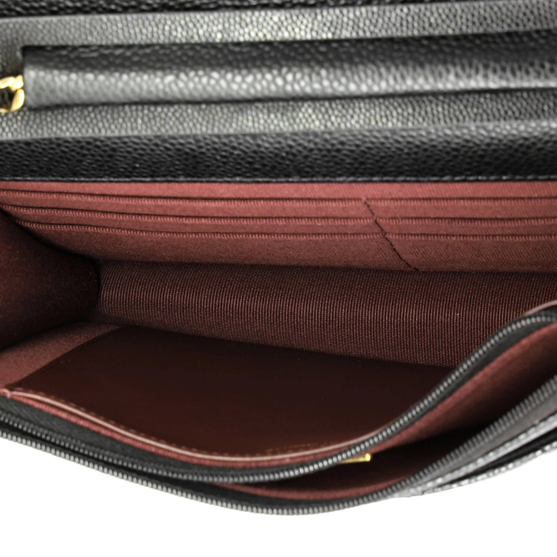 Wallet on Chain Quilted Caviar - Image 5