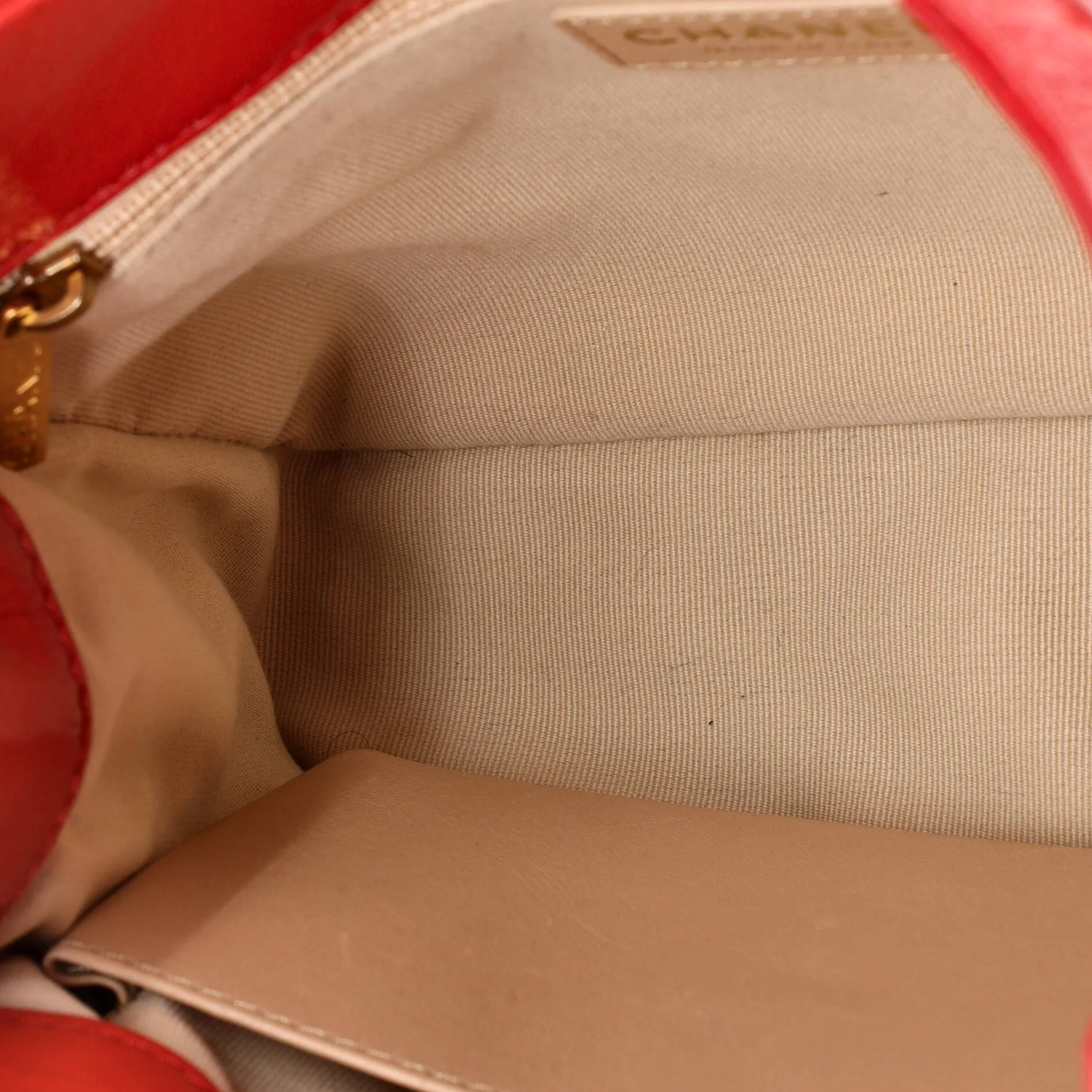 Wavy CC Hobo Quilted Crumpled Calfskin Medium - Image 5