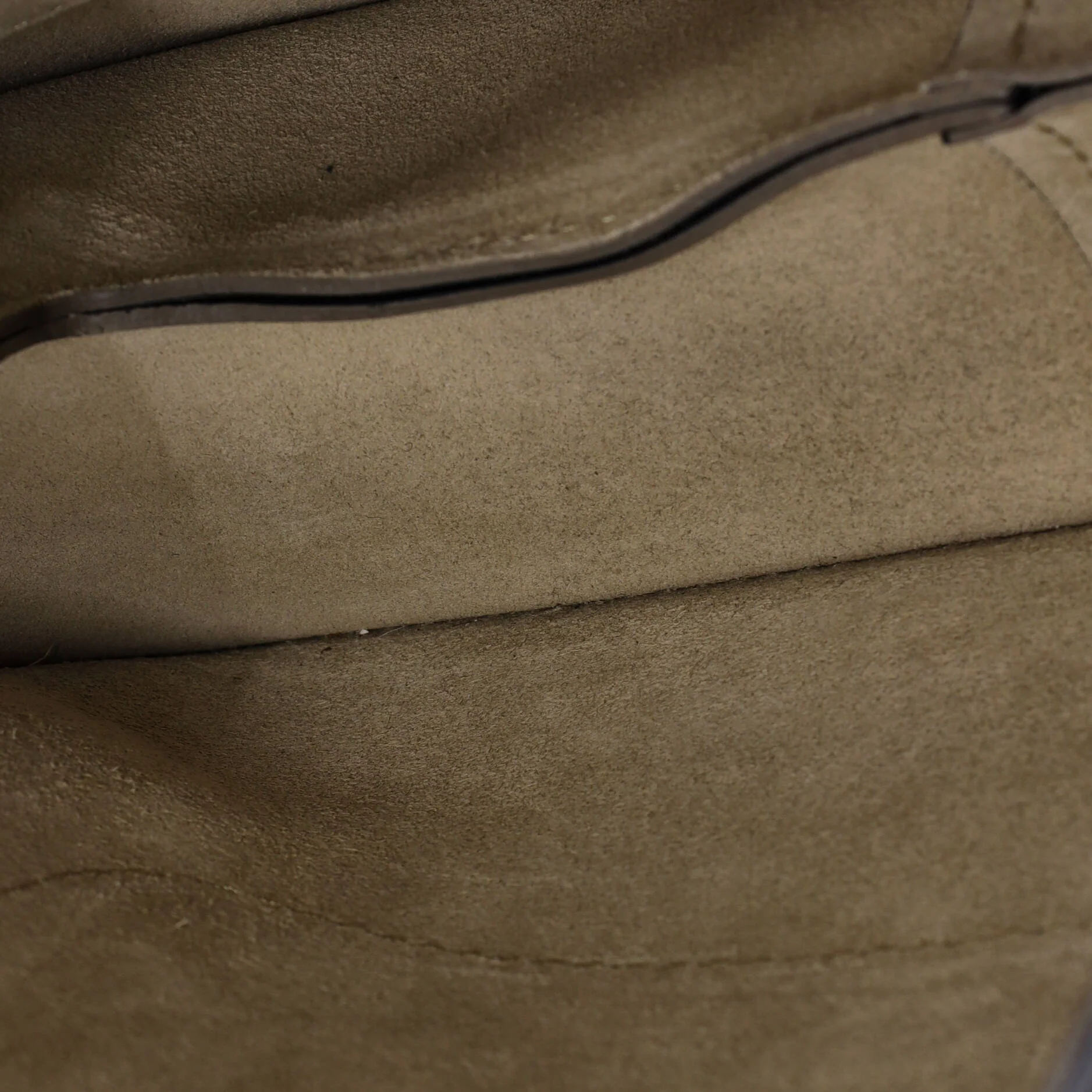 Faye Shoulder Bag Leather and Suede Medium - Image 5