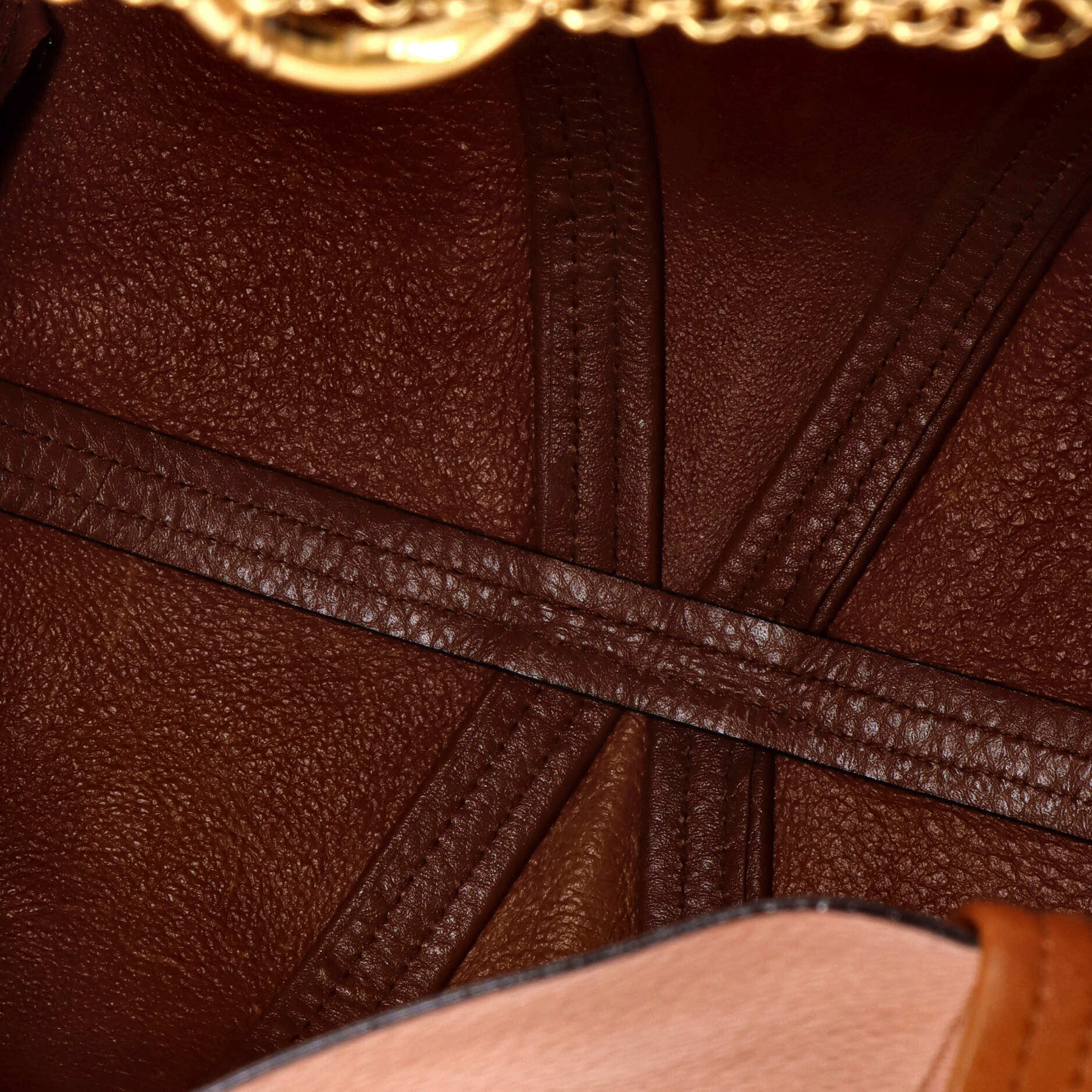 Spin Tote Leather Medium - Image 5