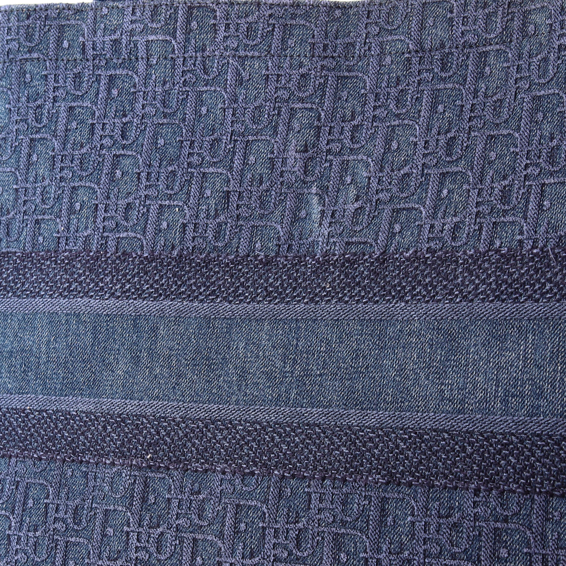 Book Tote Oblique Denim Large - Image 7
