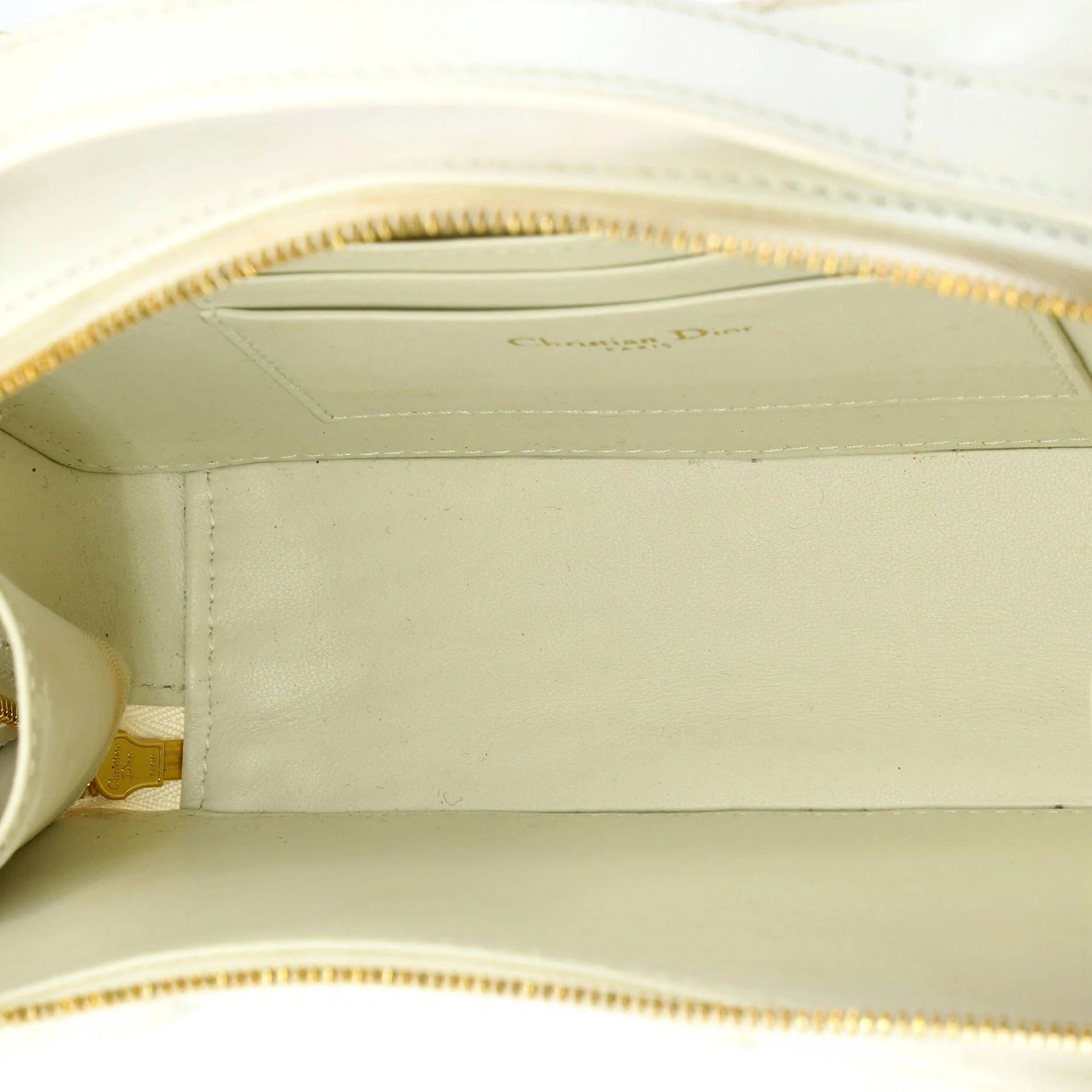 Caro Box Bag with Chain Macrocannage Quilt Calfskin - Image 5