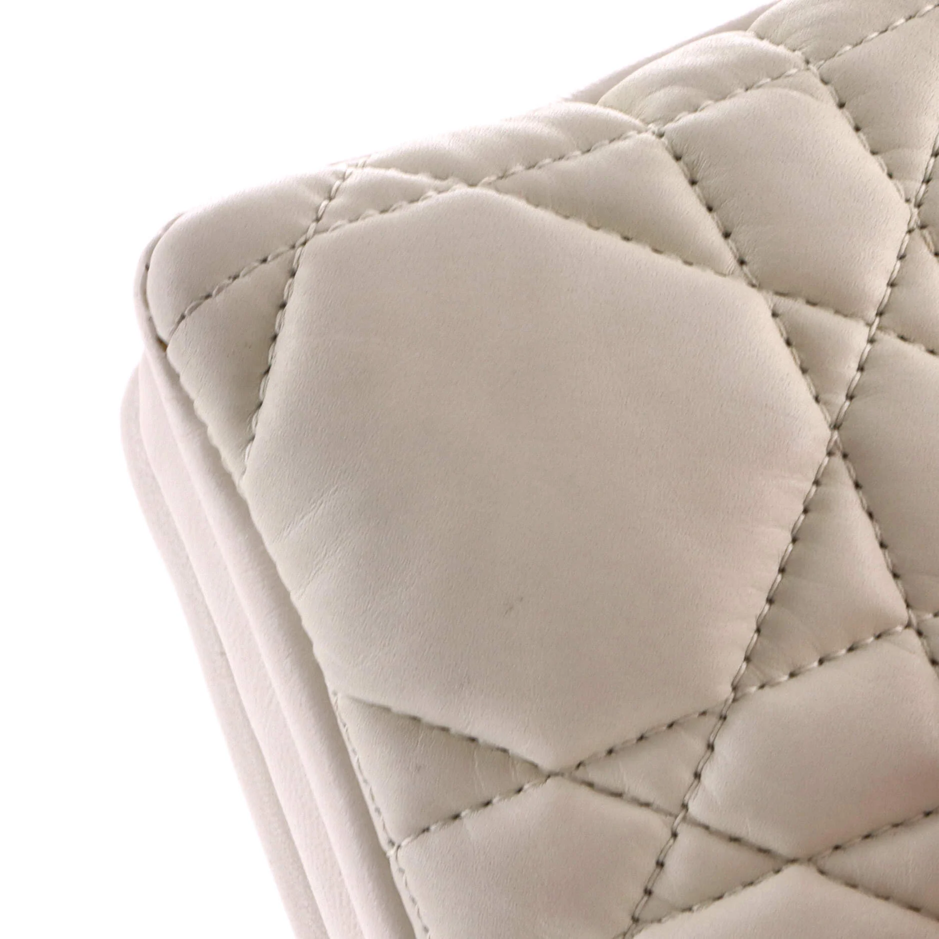Caro Flap Pouch with Chain Macrocannage Quilt Calfskin Mini - Image 6