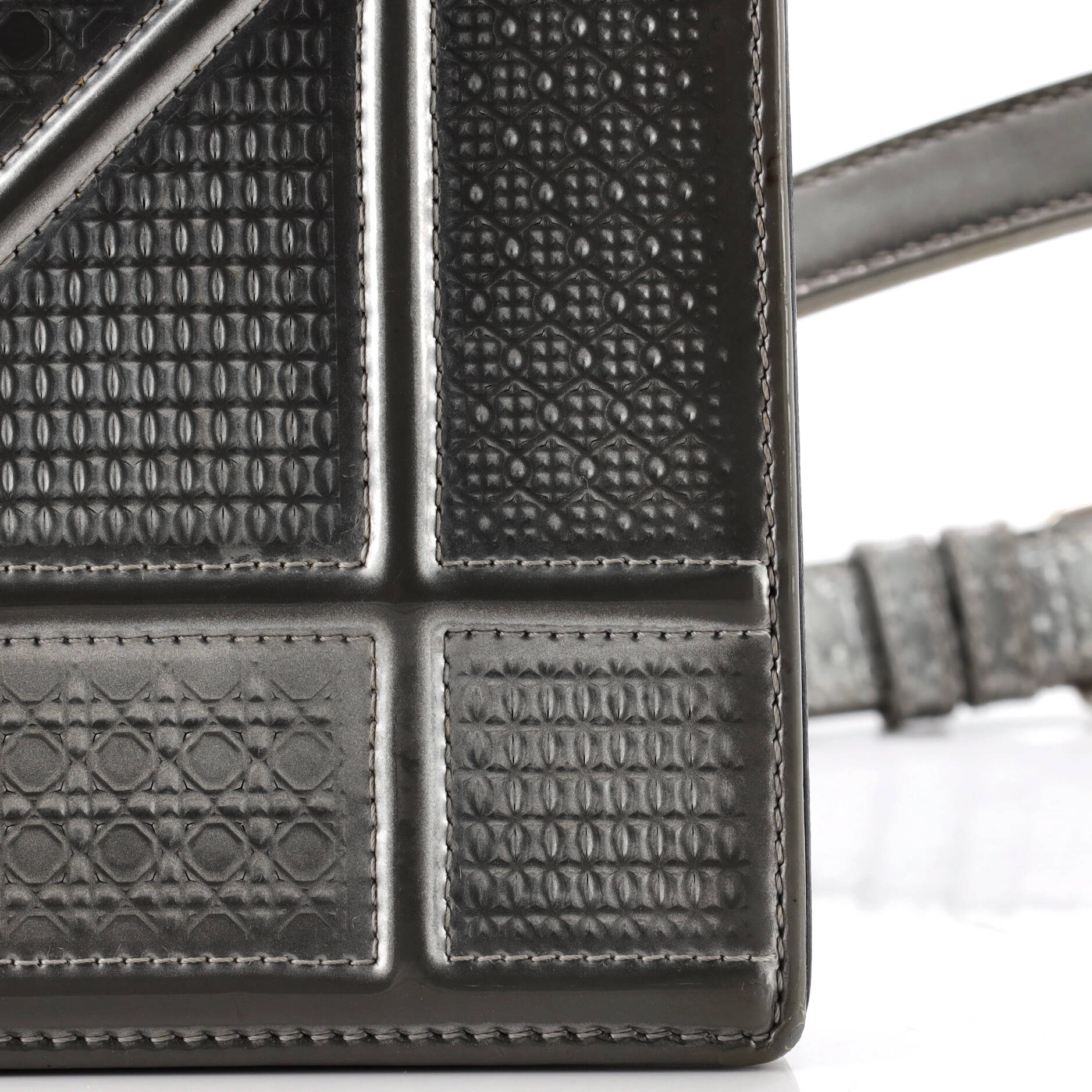 Diorama Flap Bag Cannage Embossed Calfskin Medium - Image 8