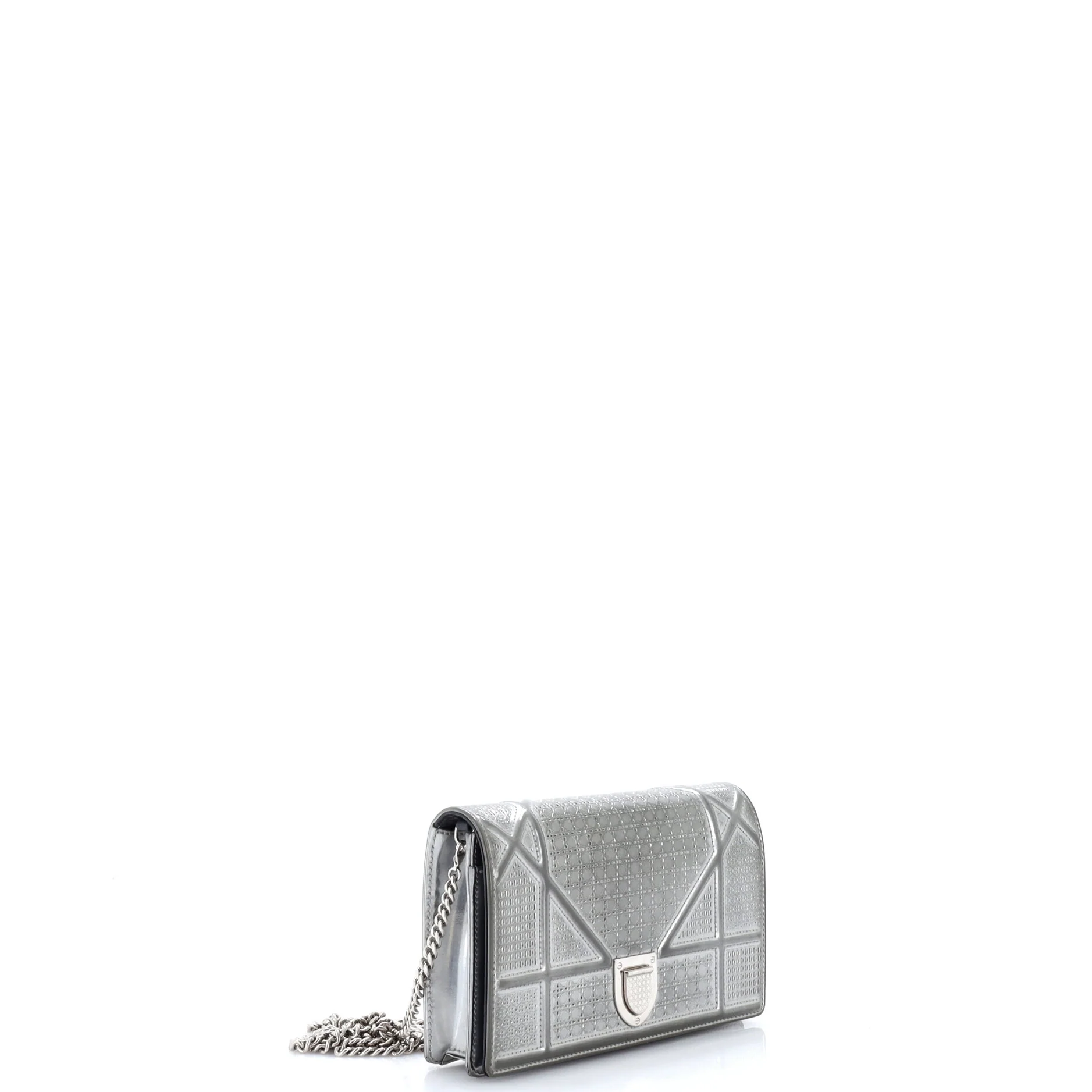 Diorama Wallet on Chain Cannage Embossed Calfskin - Image 2