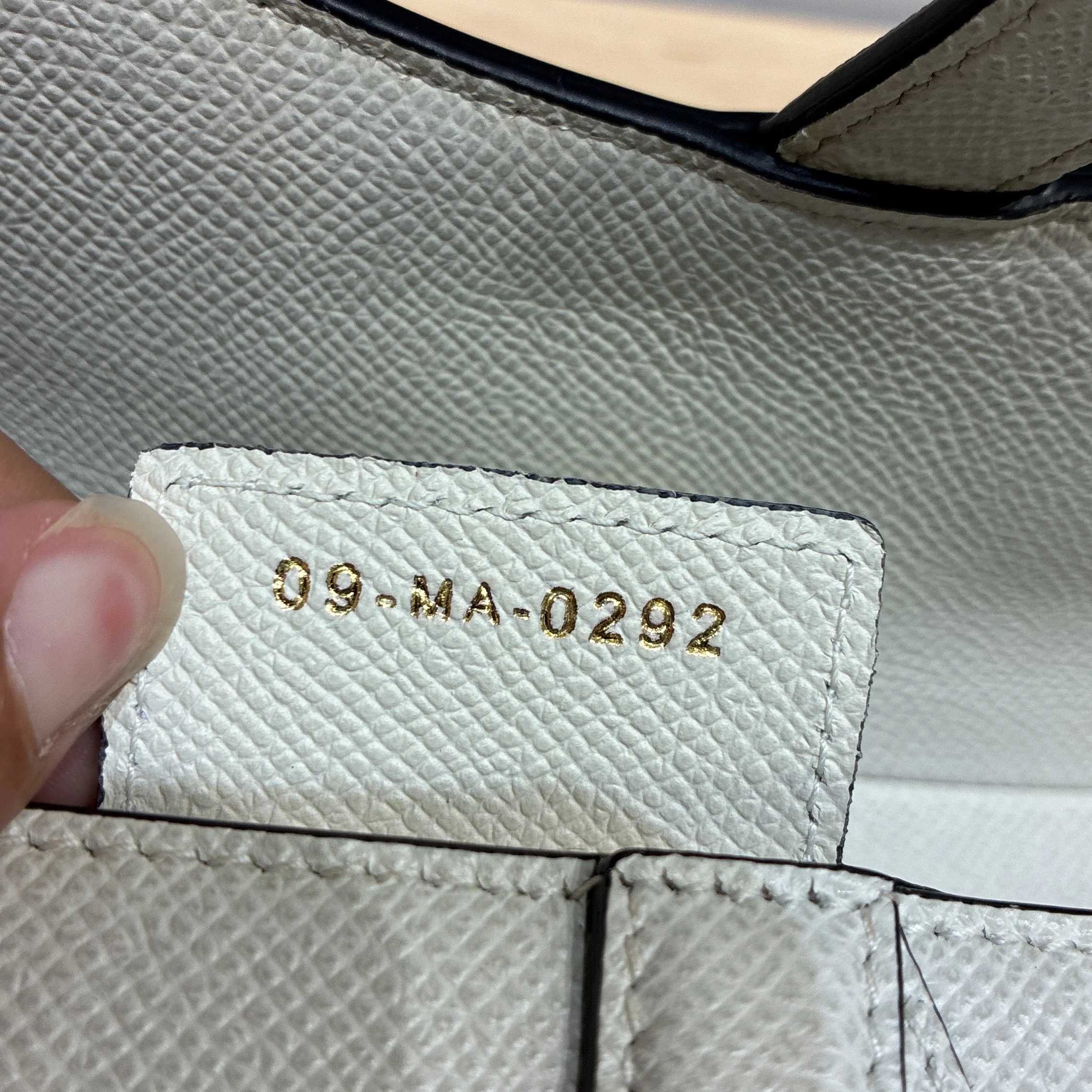 Saddle Handbag Leather Medium - Image 8
