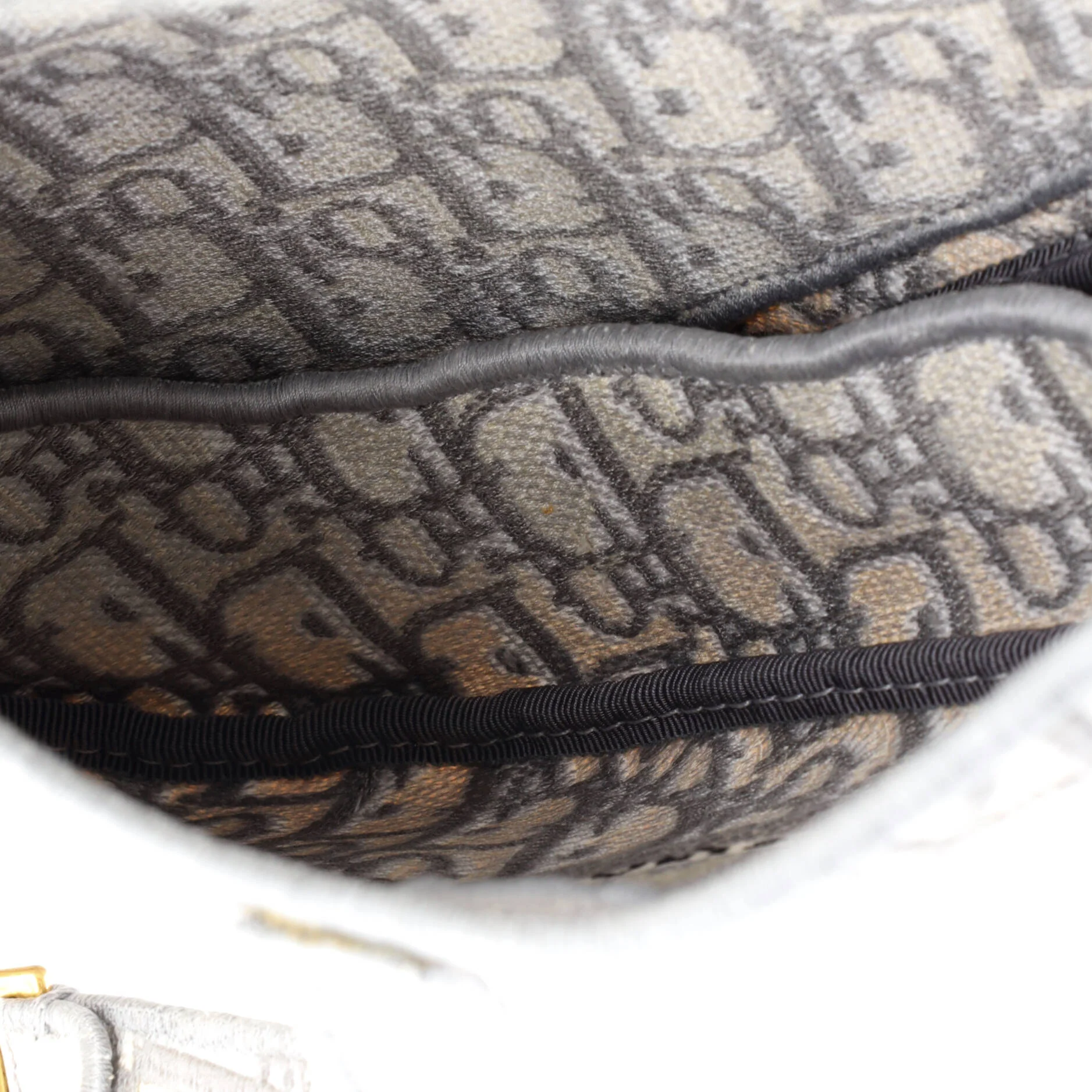 Saddle Handbag Logo Embroidered Oblique Canvas Medium - Image 5