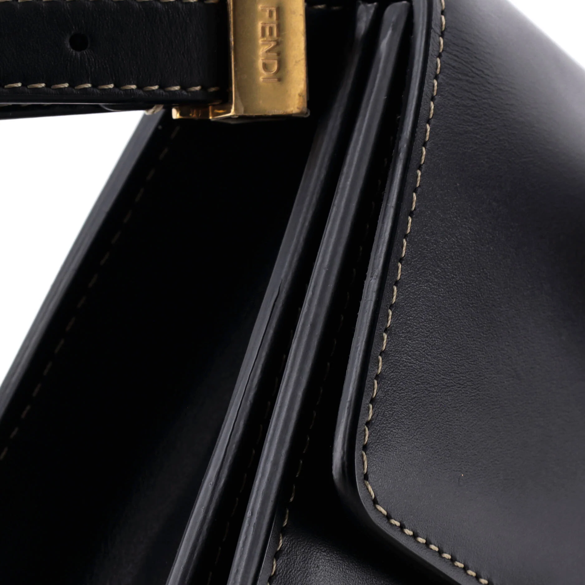 Fab Shoulder Bag Leather - Image 6