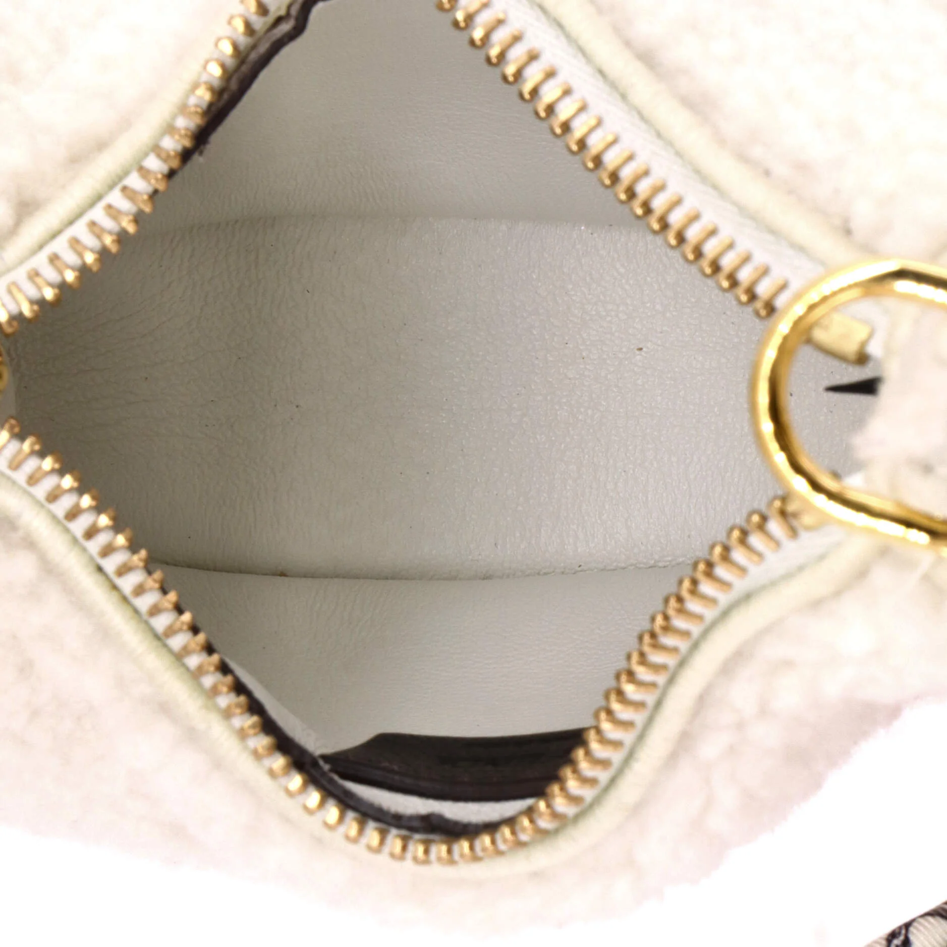 Fendigraphy Bag Shearling Nano - Image 5