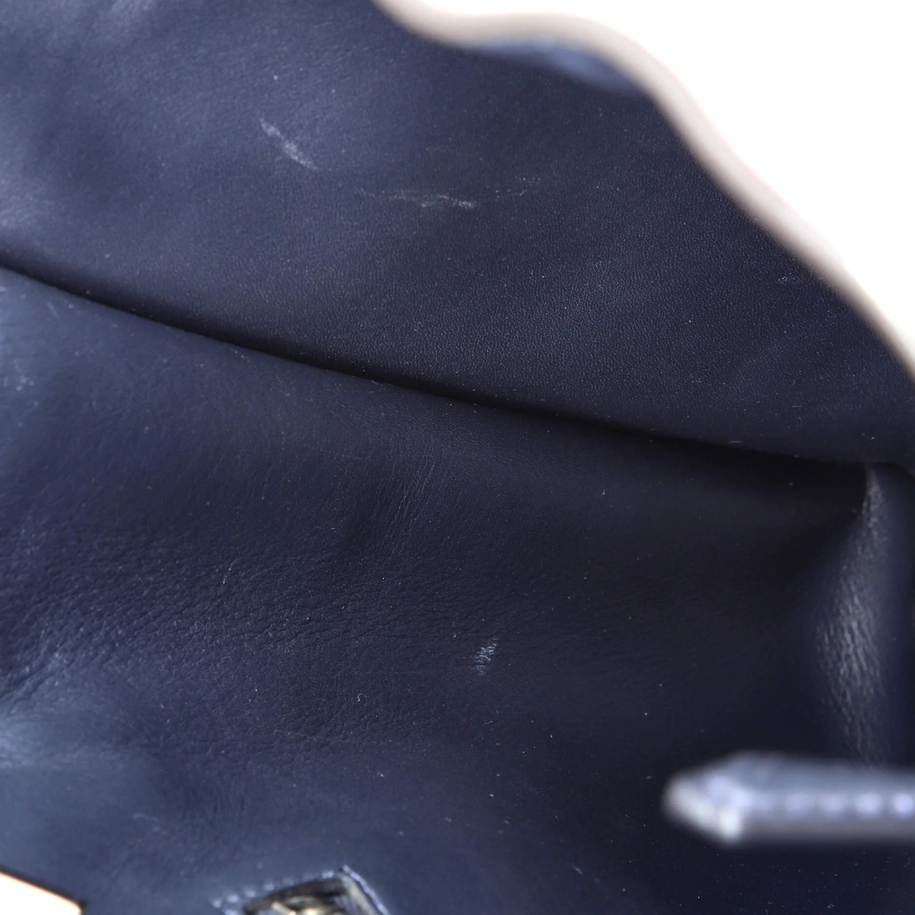 Peekaboo Essential Bag Leather Large - Image 6
