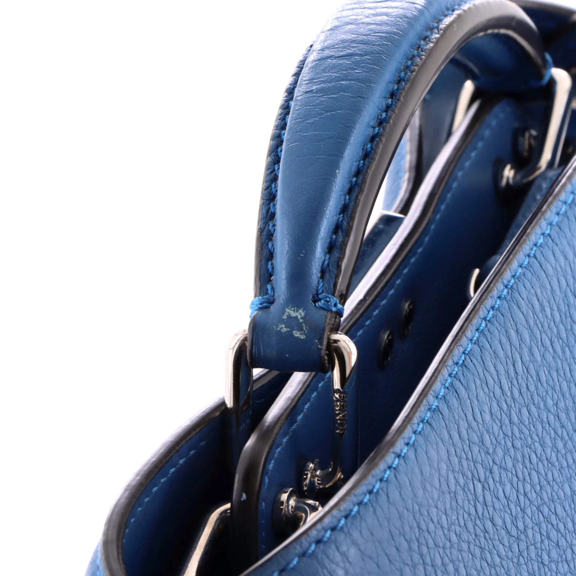 Peekaboo ISeeU XCross Bag Leather - Image 6