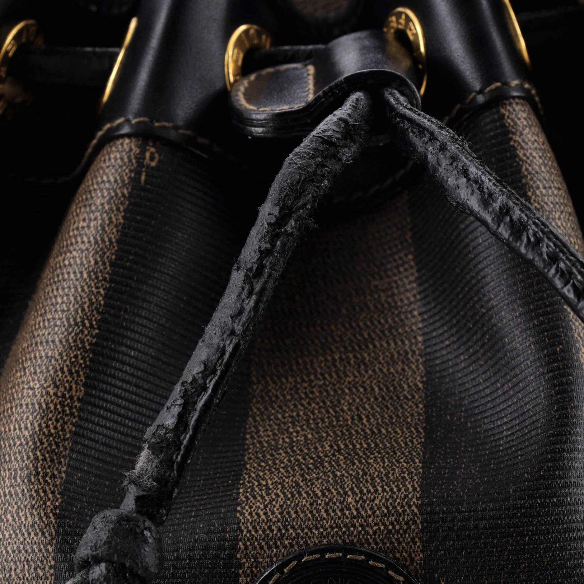 Vintage Pequin Bucket Bag Coated Canvas Large - Image 7