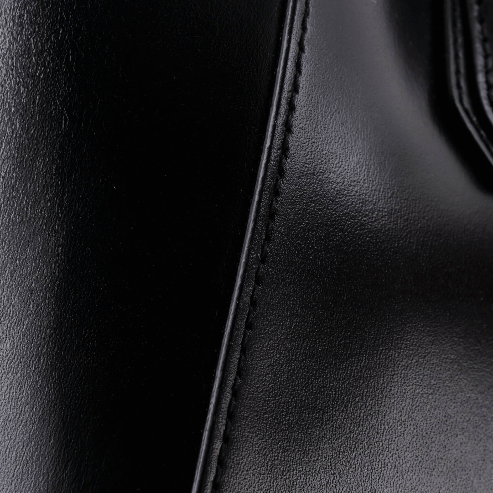 Antigona Bag Glazed Leather Mini - Image 6