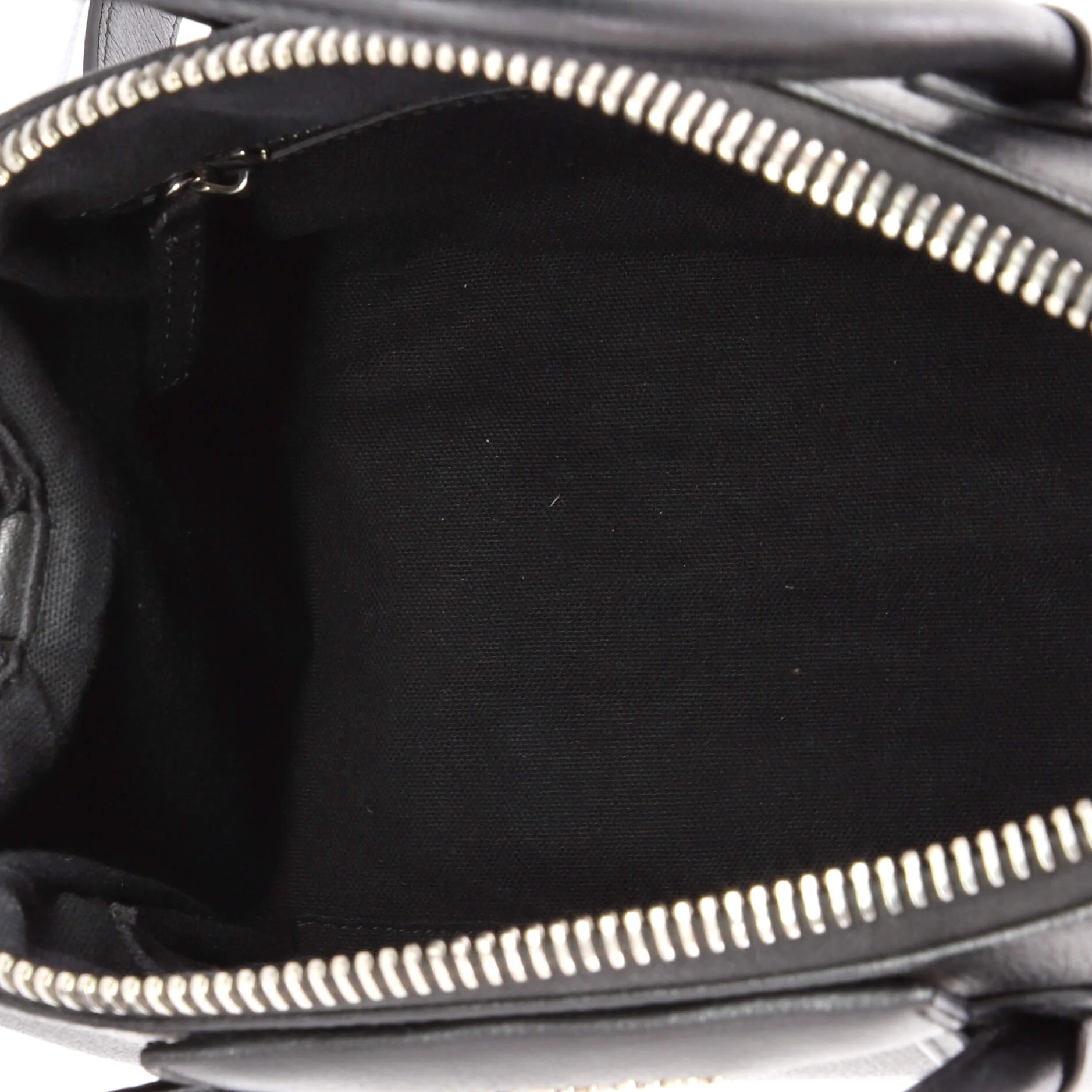 Antigona Bag Leather Small - Image 5