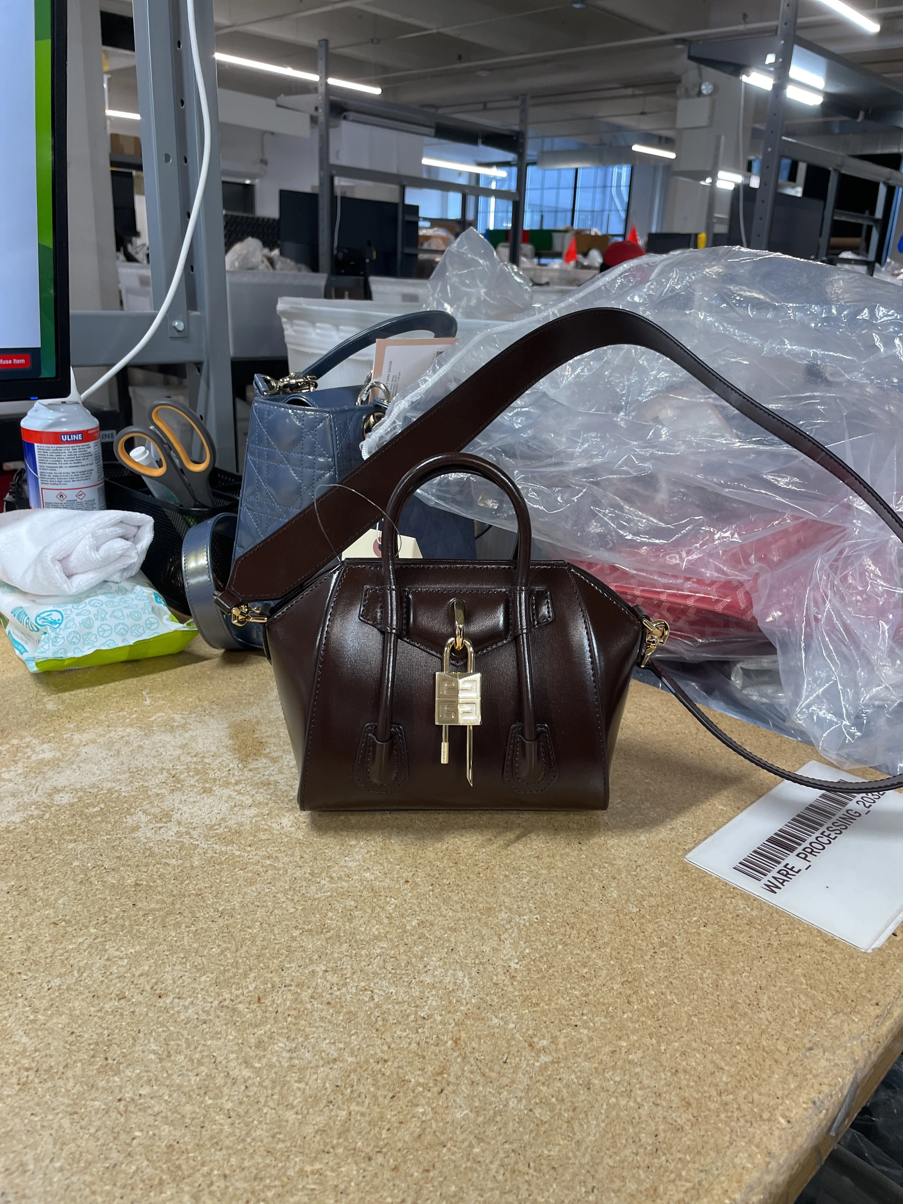 Antigona Lock Bag Leather Toy - Image 7