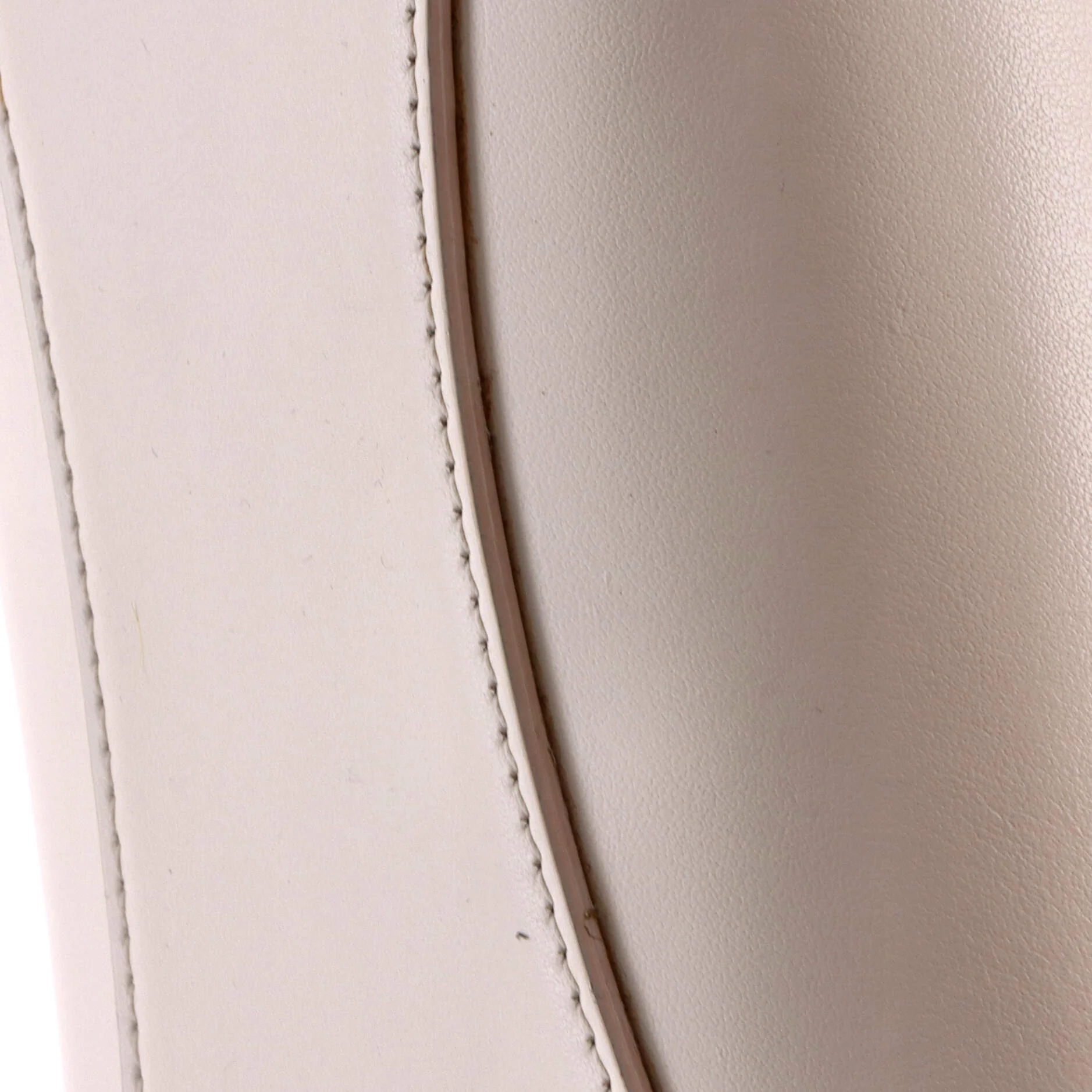 Antigona Soft Bag Leather Mini - Image 6