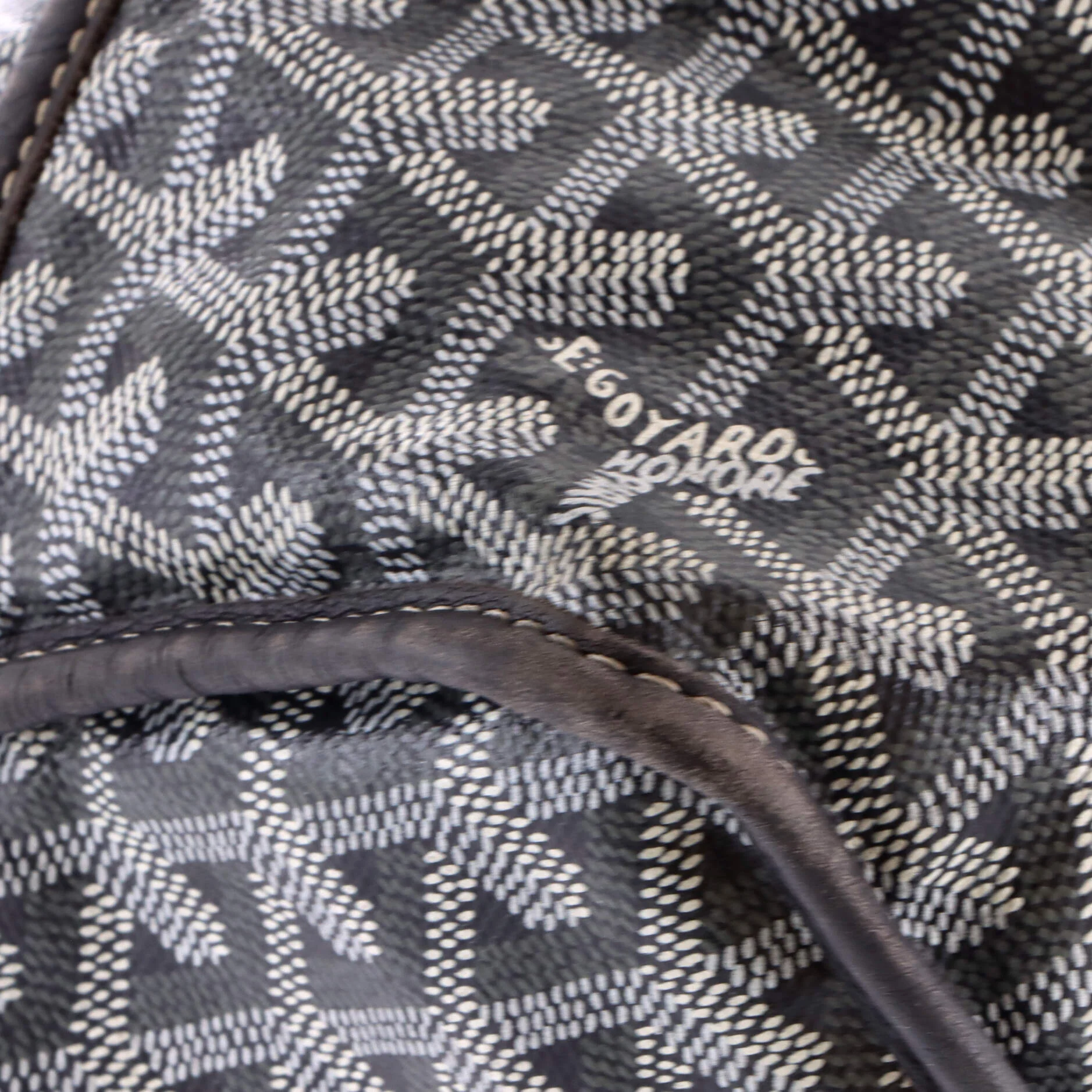 Anjou Reversible Tote Coated Canvas PM - Image 7